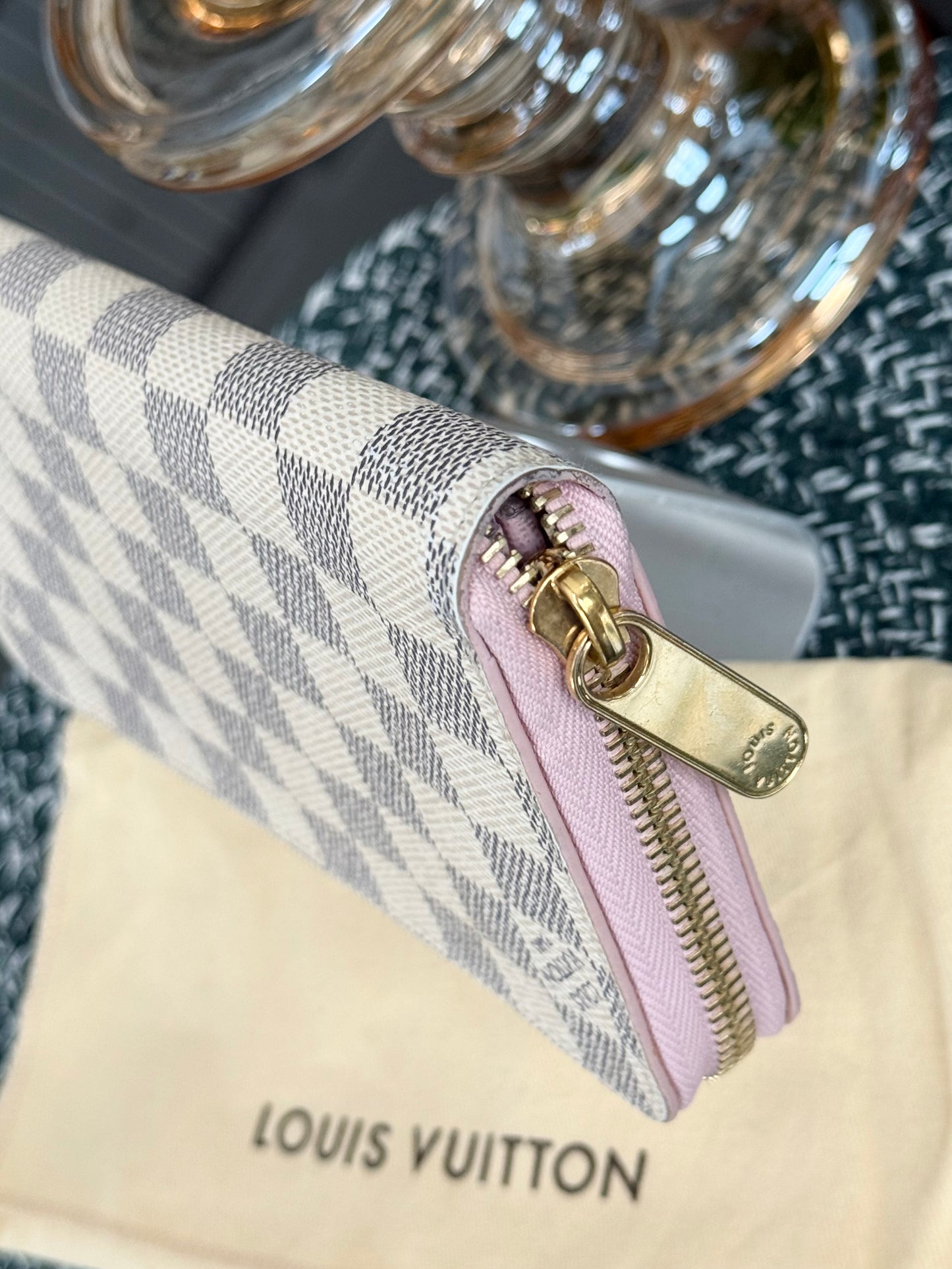 Zippy Long Wallet Azur in Rose Ballerine with Dustbag 🗓️ Year: 2018