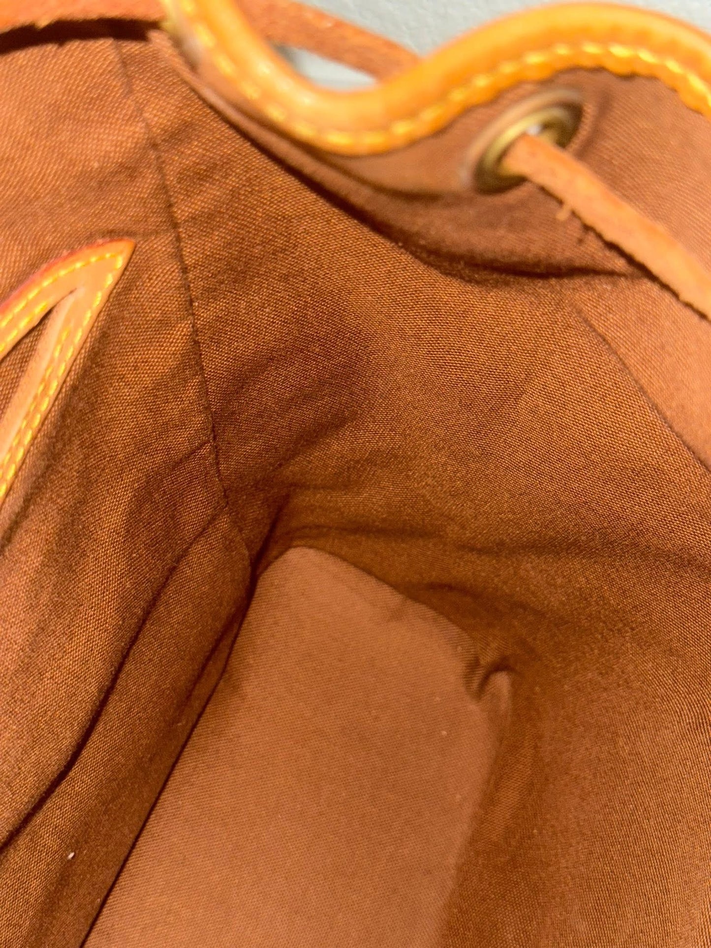 Montsouris MM - 🗓️ Year: 2000