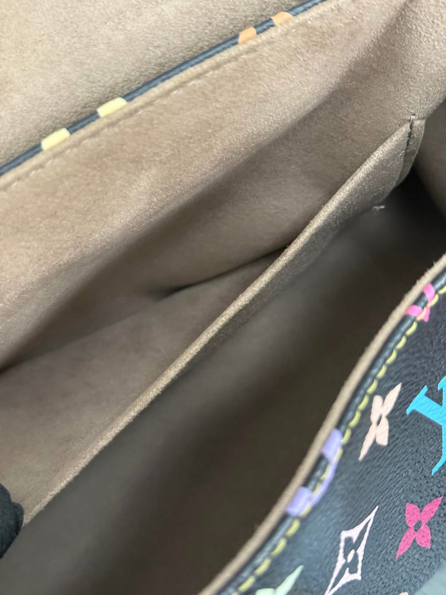 Multicolor Beverly MM with Dustbag 📅 Year: 2008