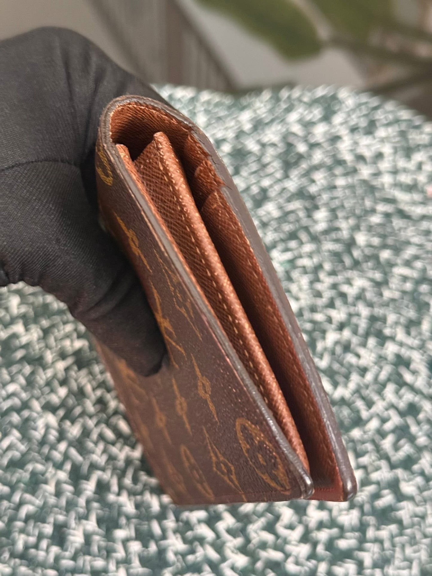 Monogram Brazza Wallet 🗓️ Year: 2012