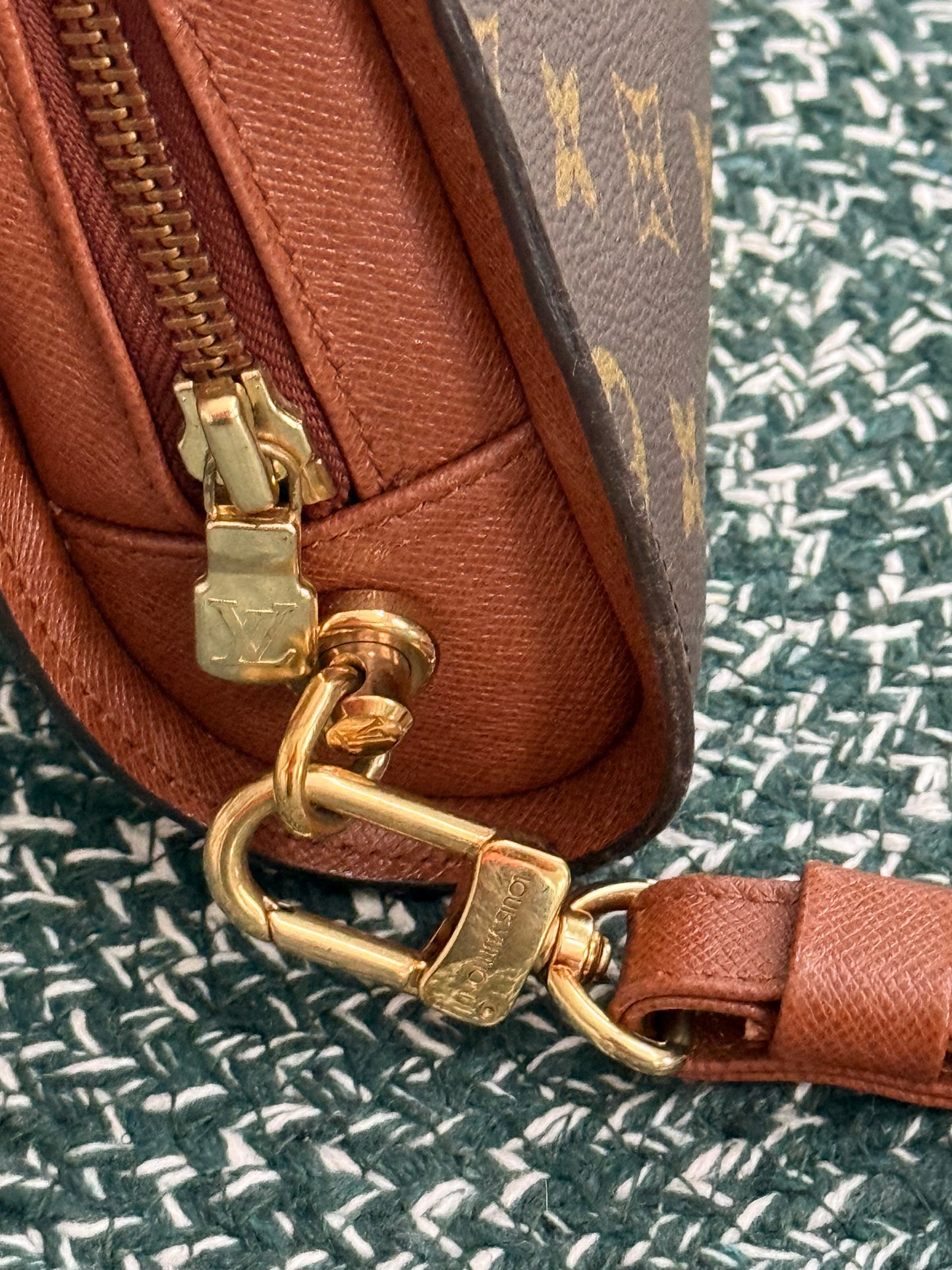 Orsay Clutch 🗓️ Year: 1996