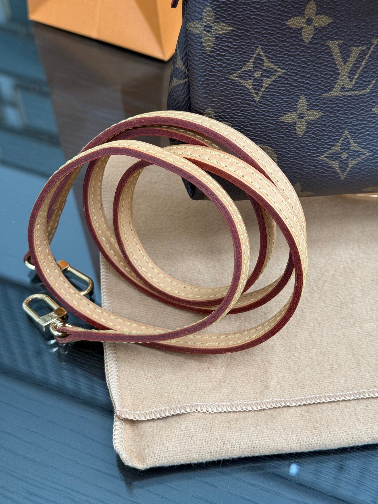 Pallas Clutch w/ Box, Dustbag and Paper bag - Year: 2017
