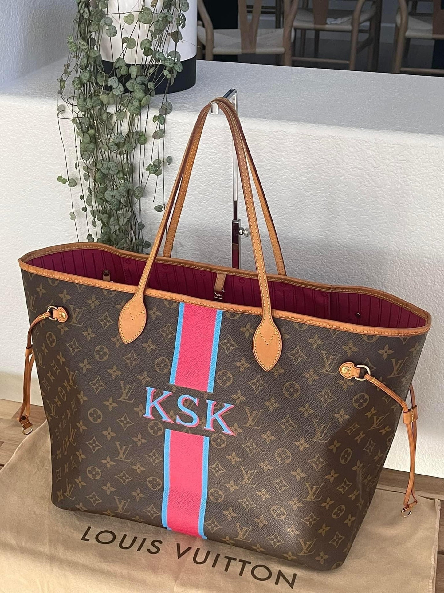 Neverfull GM in Peony with Dustbag - 📅 Year: 2011