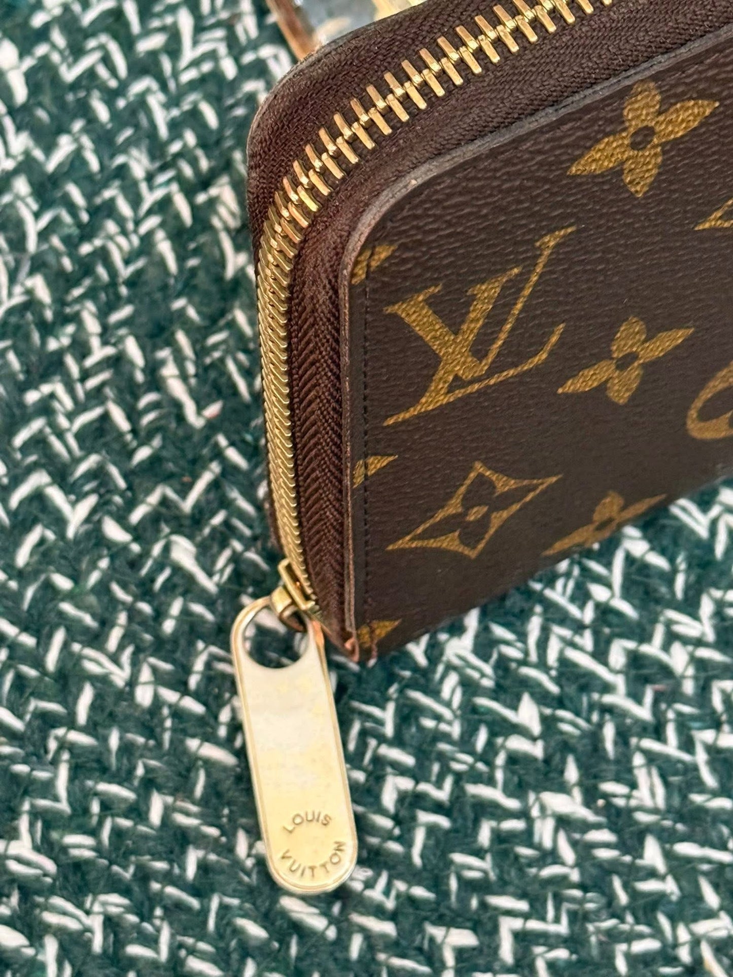 Monogram Zippy Long Wallet with Dustbag 🗓️ Year: 2013