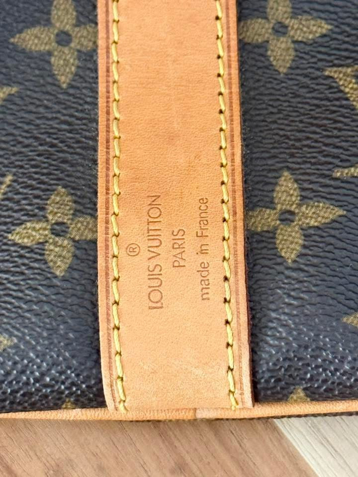 Keepall 45 Bandoulier with Original Strap, Luggage tag and Poignet 📅 Year: 1998