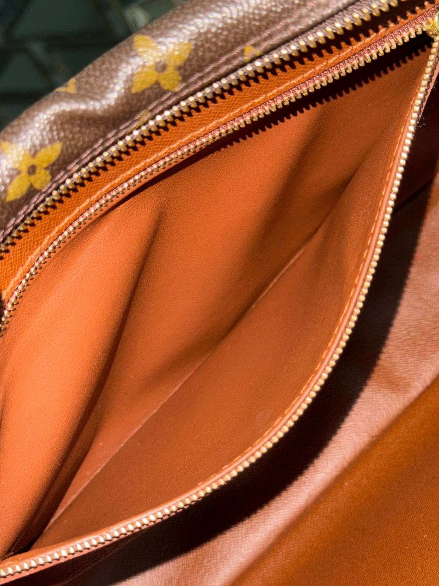 Trocadero 30 🗓️ Year: 2003