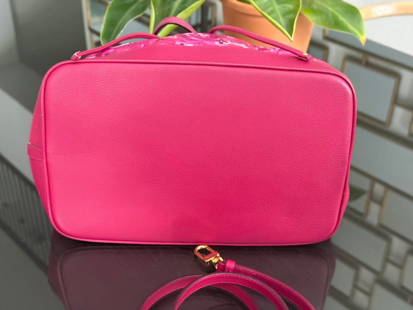 Ikat Floral Noefull MM with Original Strap and Dustbag 📅 Year: 2012