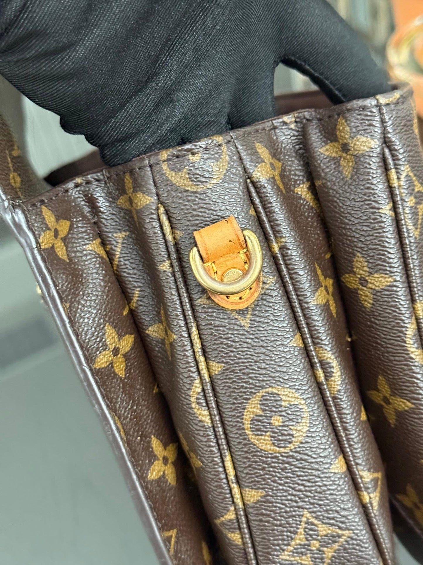 Pochette Metis in Monogram with Box, Dustbag, Insert organizer and Paper bag 🗓️ Year 2014