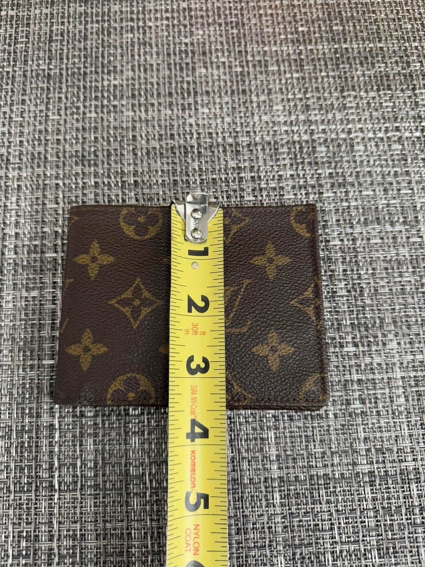 Mens Bifold Wallet in Monogram -Year: 1987