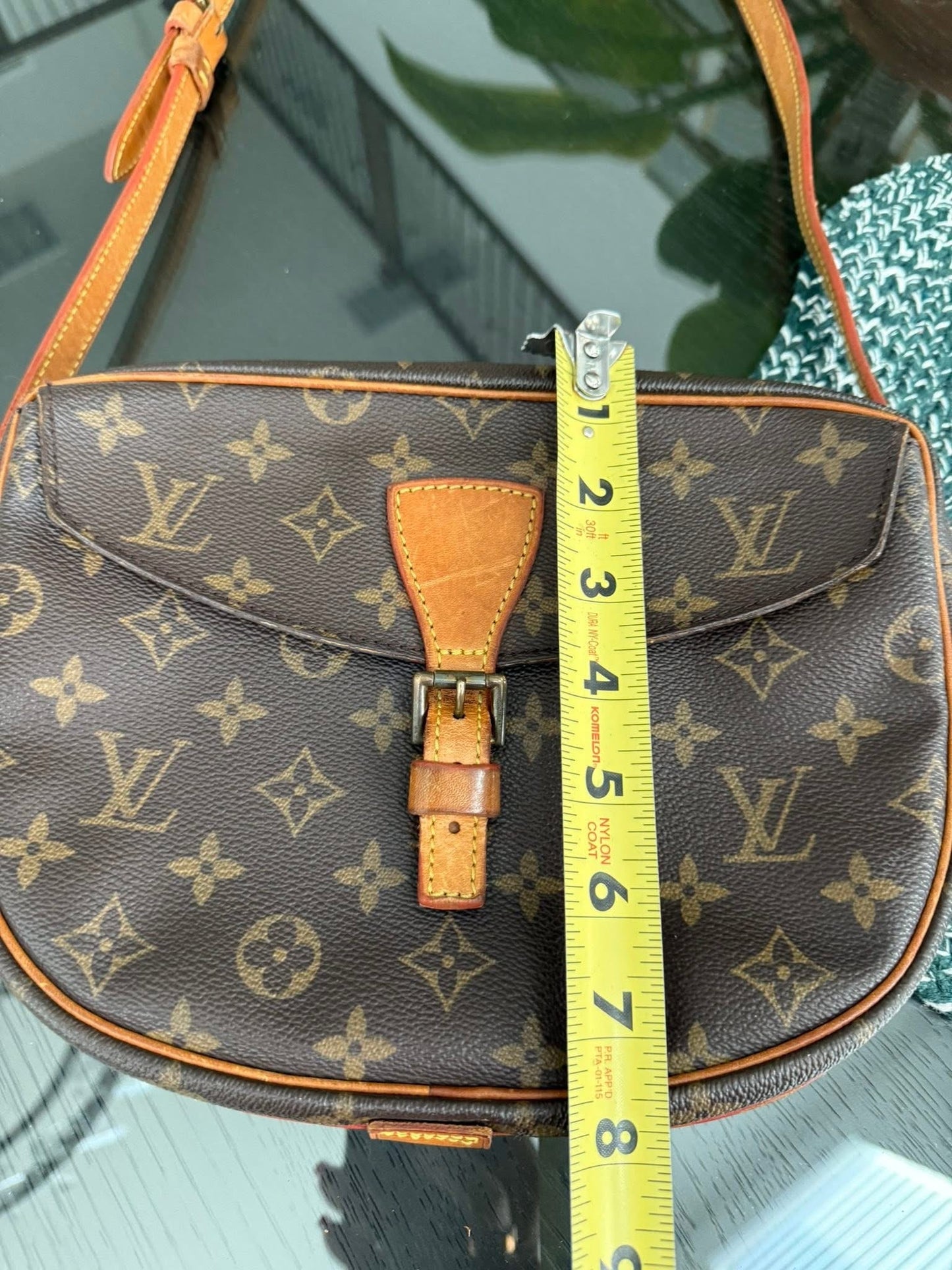 Jeaunefille MM Crossbody 📅 Year: 1989