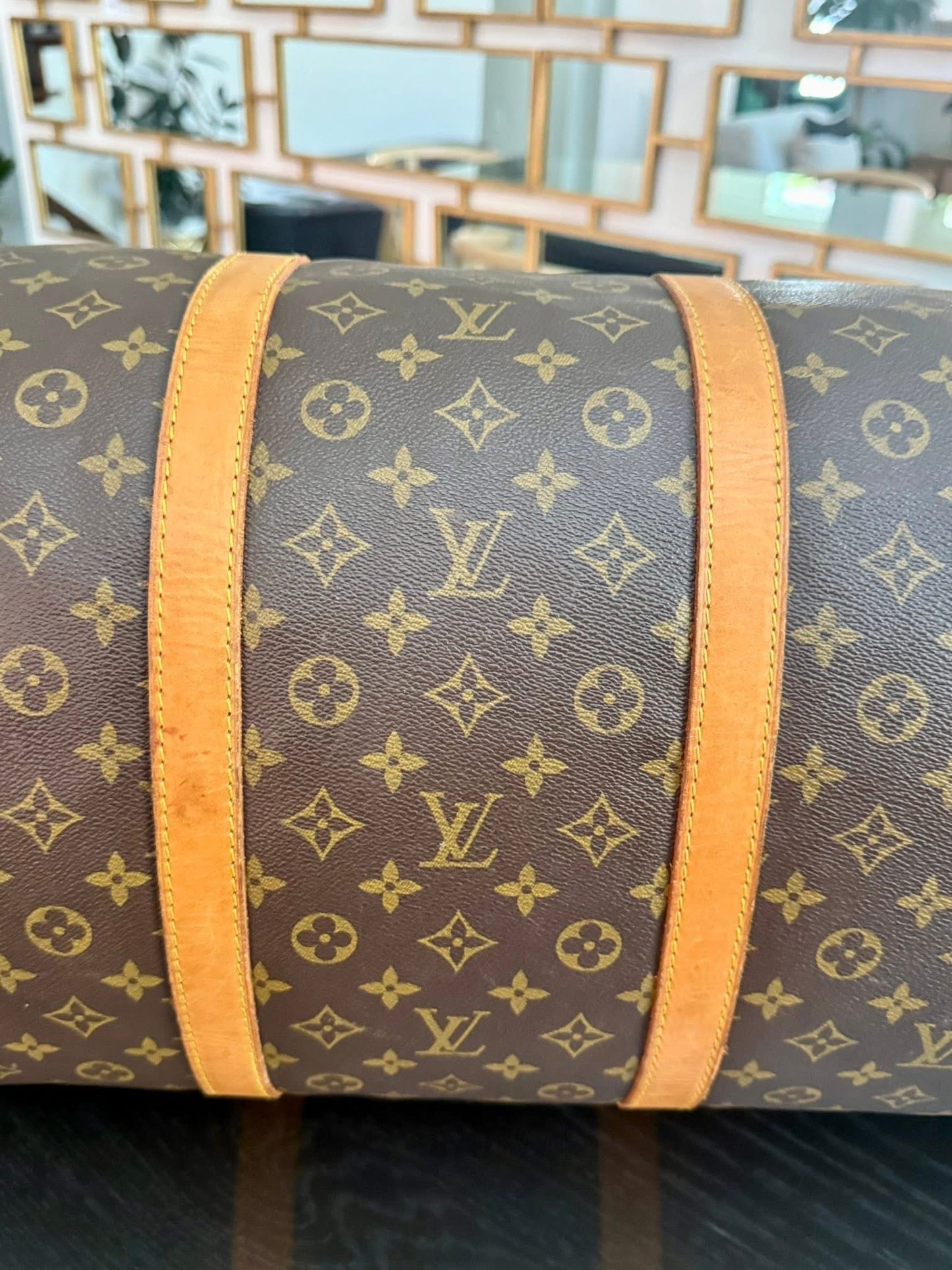 Keepall 60 Bandoulier with Original Strap, Luggage Tag and Poignet 📅 Year: 1991