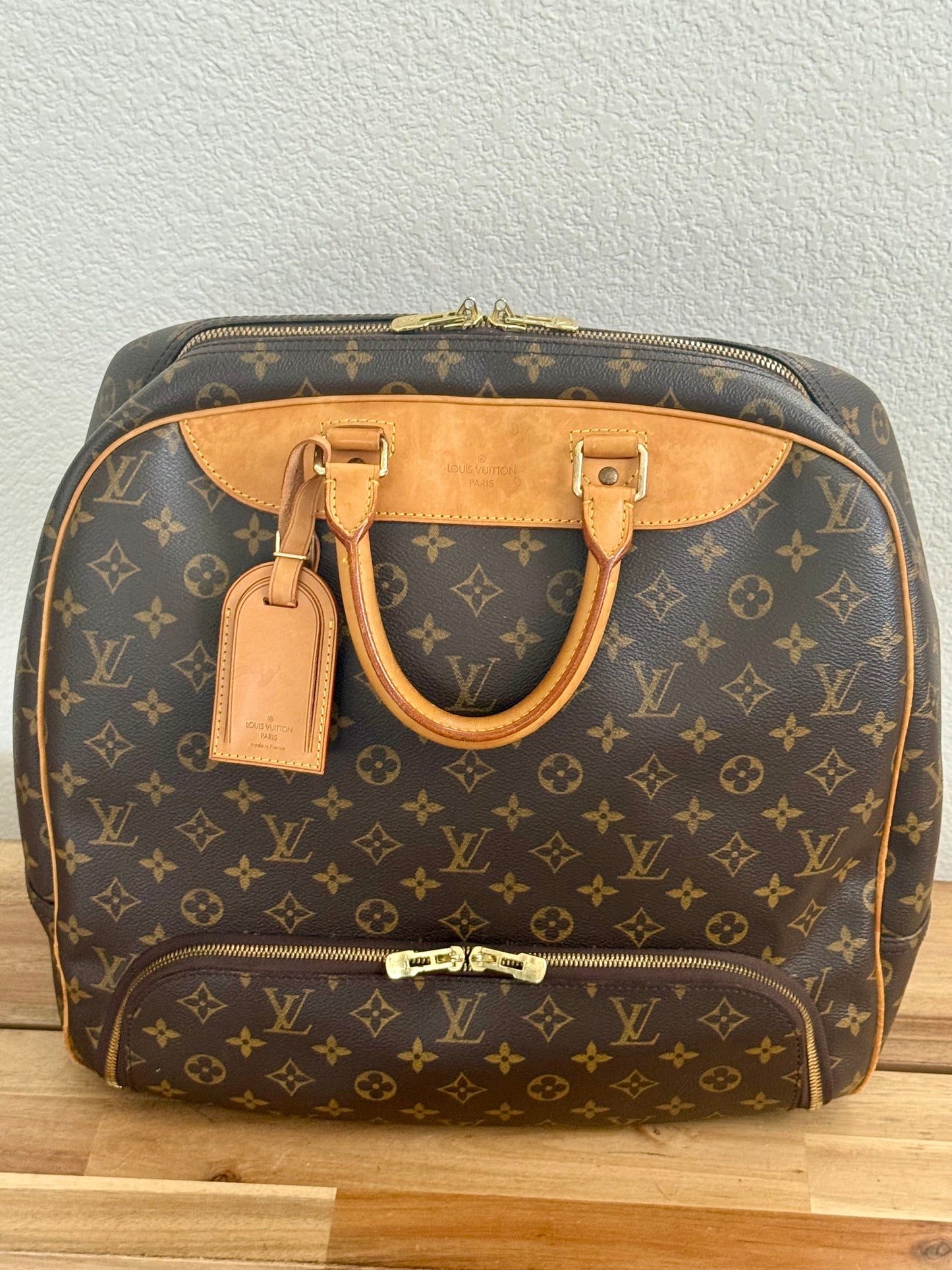 Evasion MM with Luggage tag and Poignet - 🗓️ Year: 1997