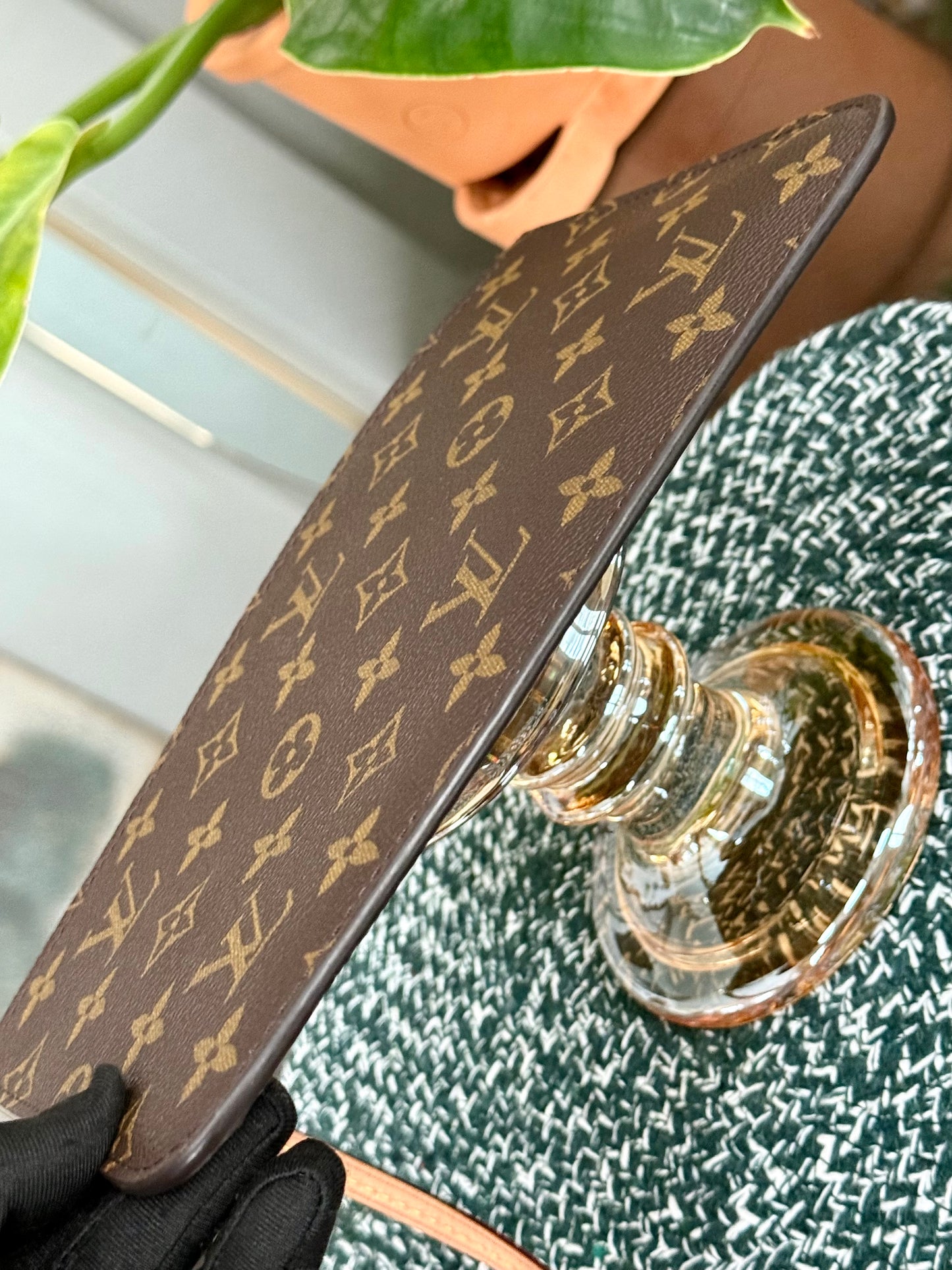 Neverfull MM/ GM Pouch with Wriststrap 🗓️ Year: 2020