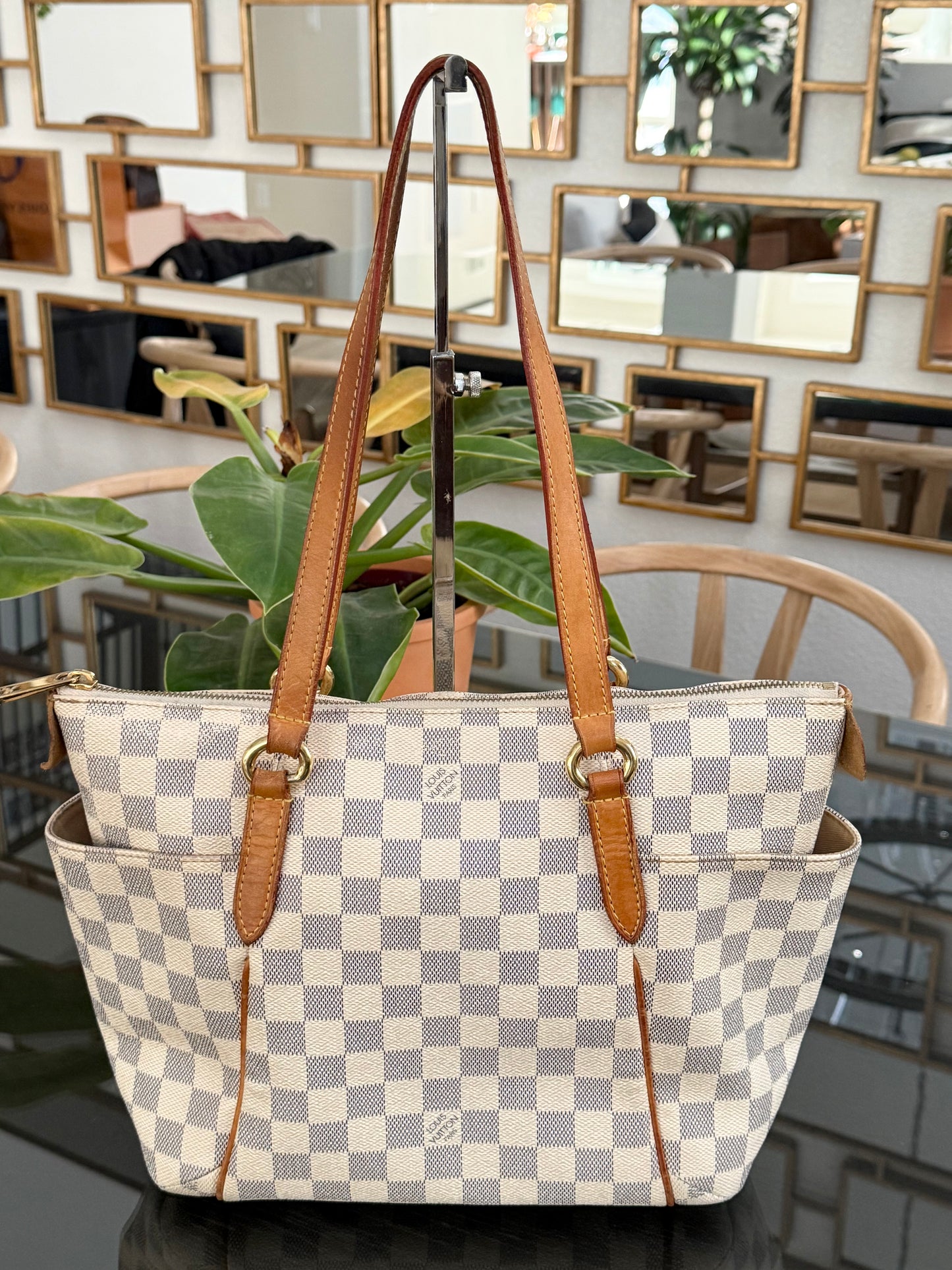 Totally PM Azur with Dustbag 📅 Year: 2011