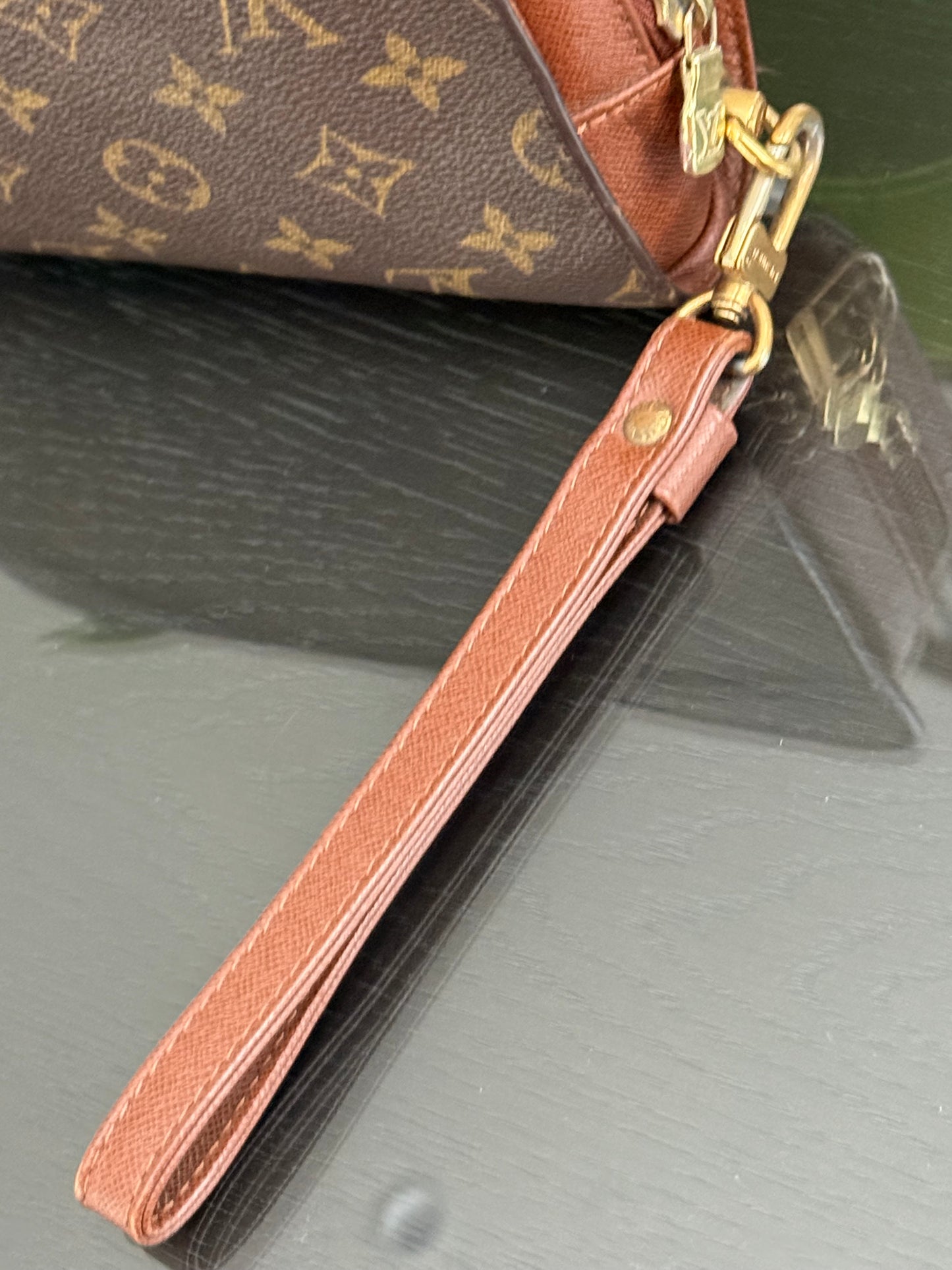 Orsay Clutch 🗓️ Year: 2001