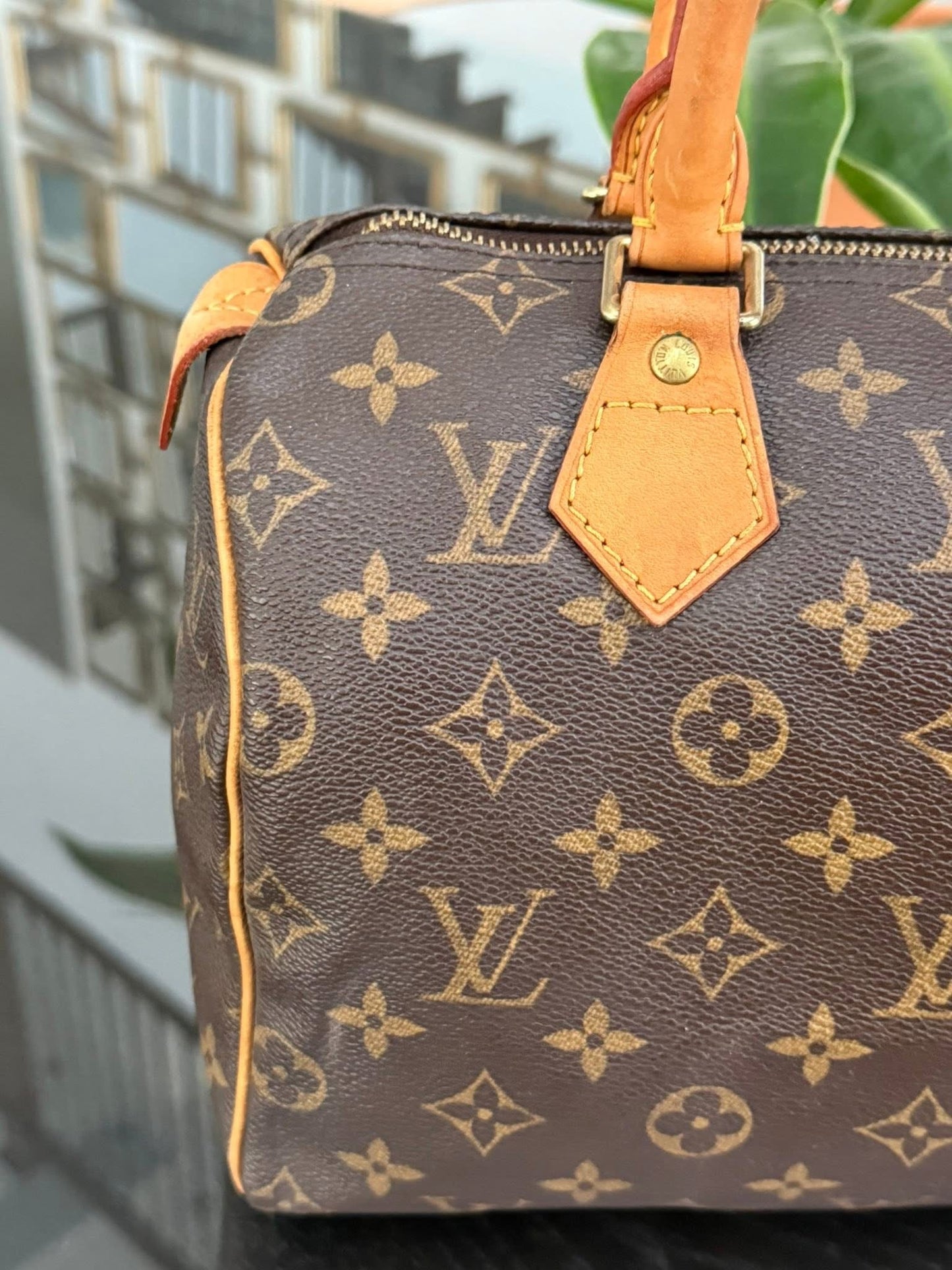Speedy 25 in Monogram with Lock 🔐 and Key 🗓️ Year: 2005