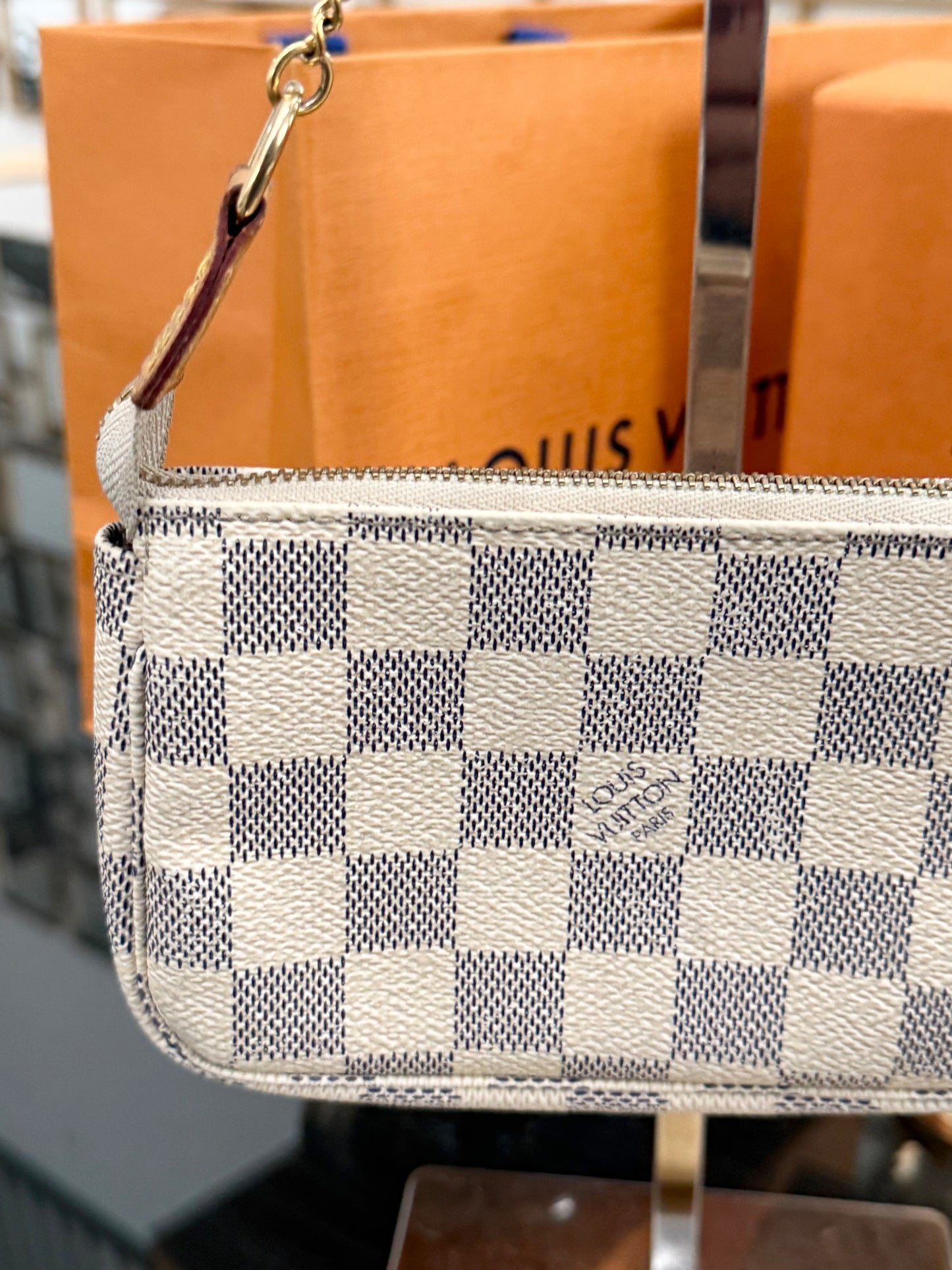Mini Pochette Accessories in Azur - 📅 Year: 2010