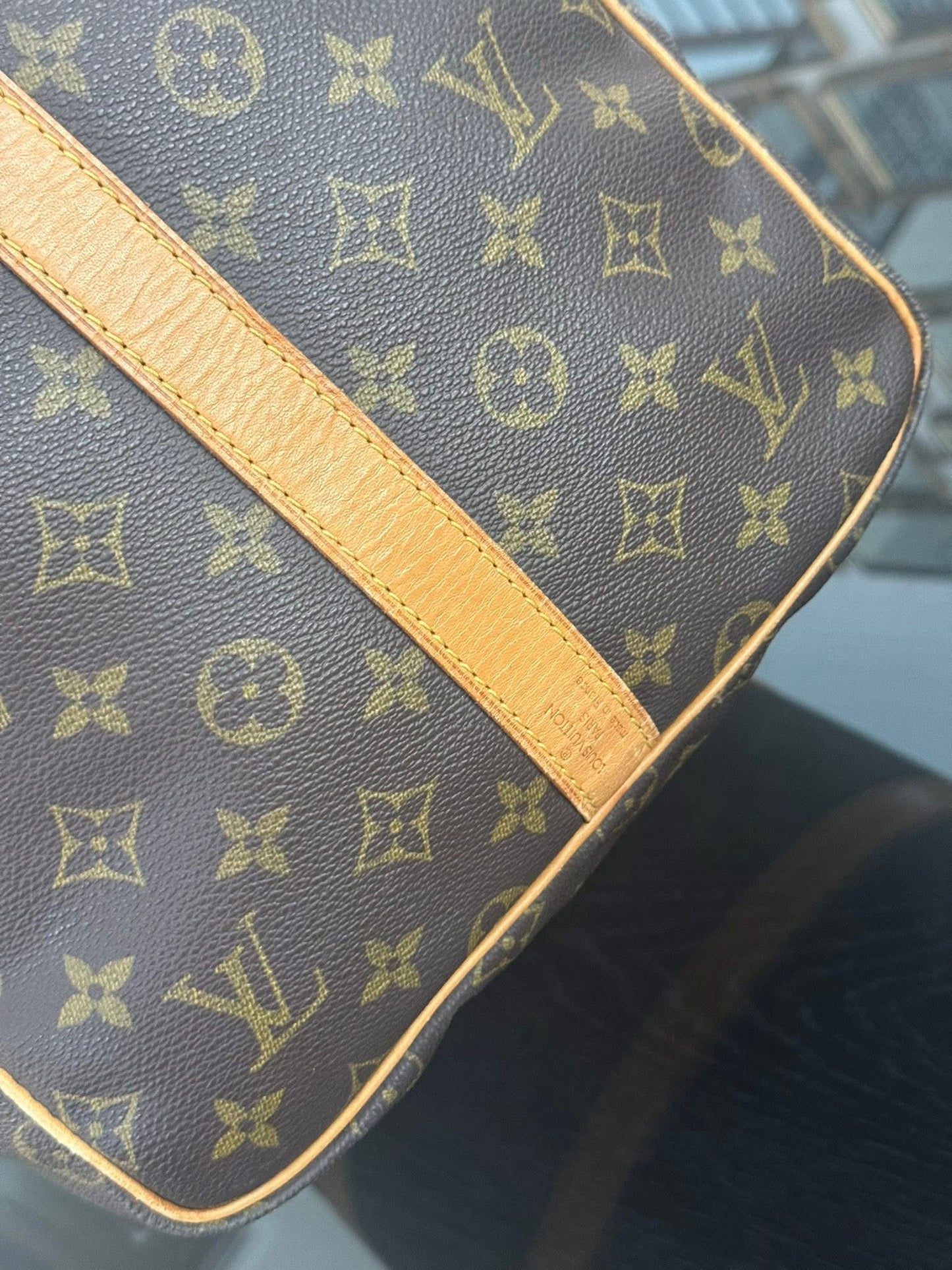 Keepall 55 Bandoulier with Original Strap, Luggage tag and Poignet 🗓️ Year: 1996