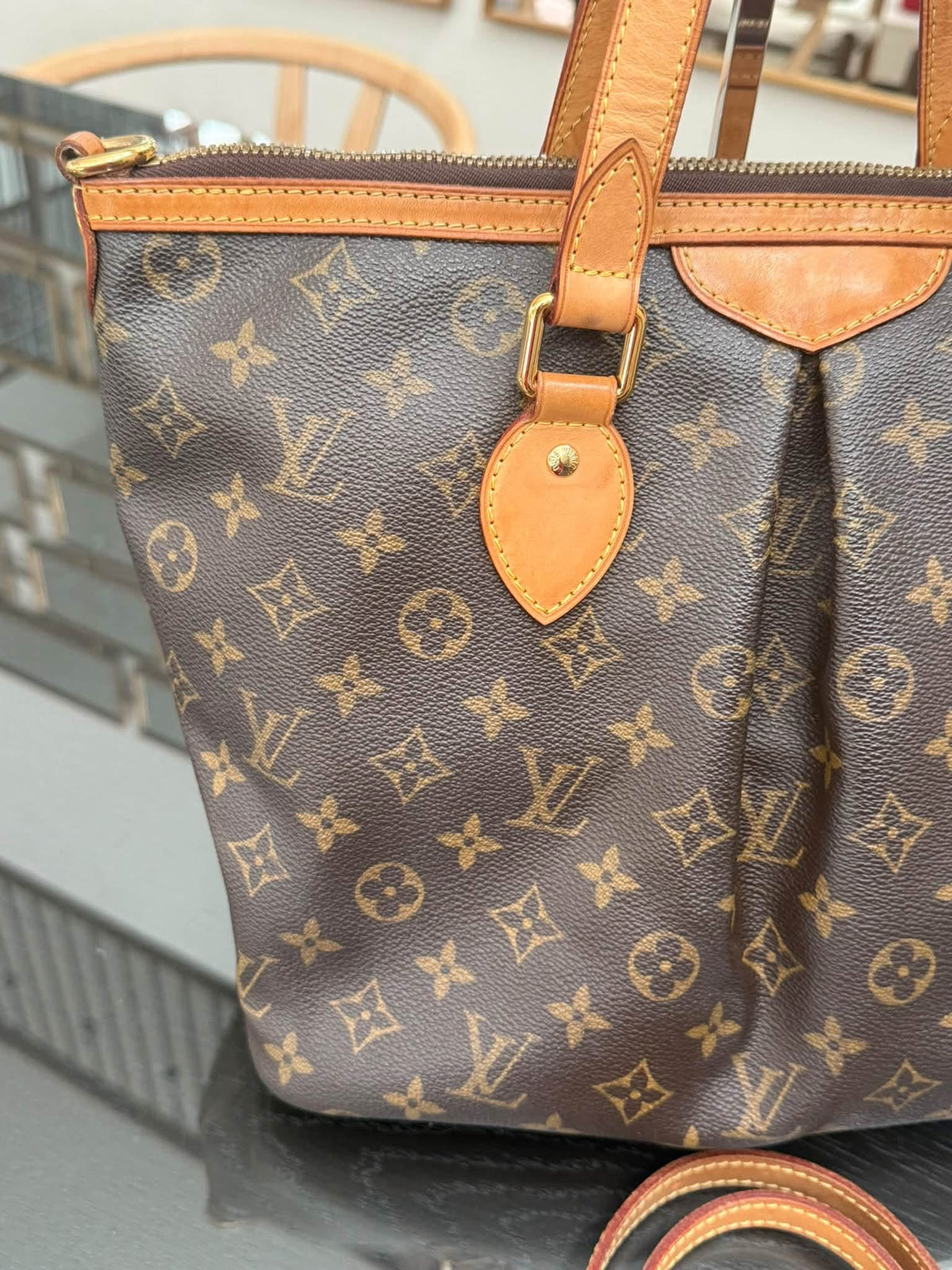 Palermo PM with Original Strap and 
Dustbag 📅 Year: 2010
