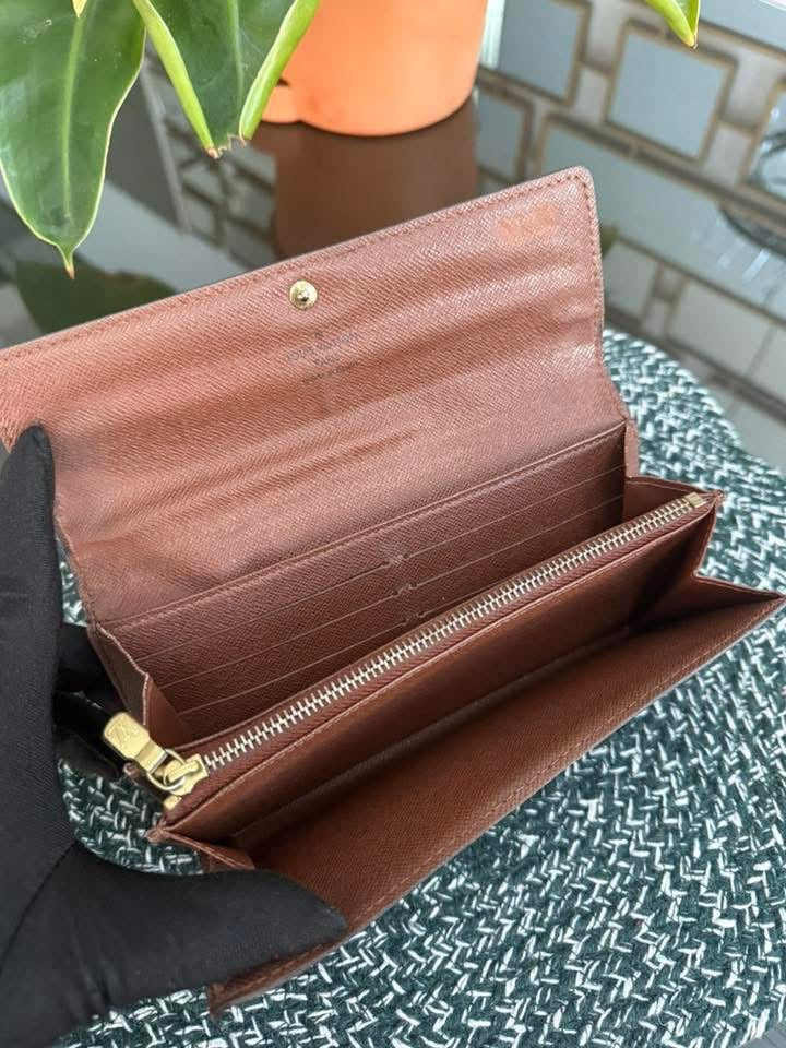 Sarah Wallet in Monogram 10 Cardholders 🗓️ Year: 2009