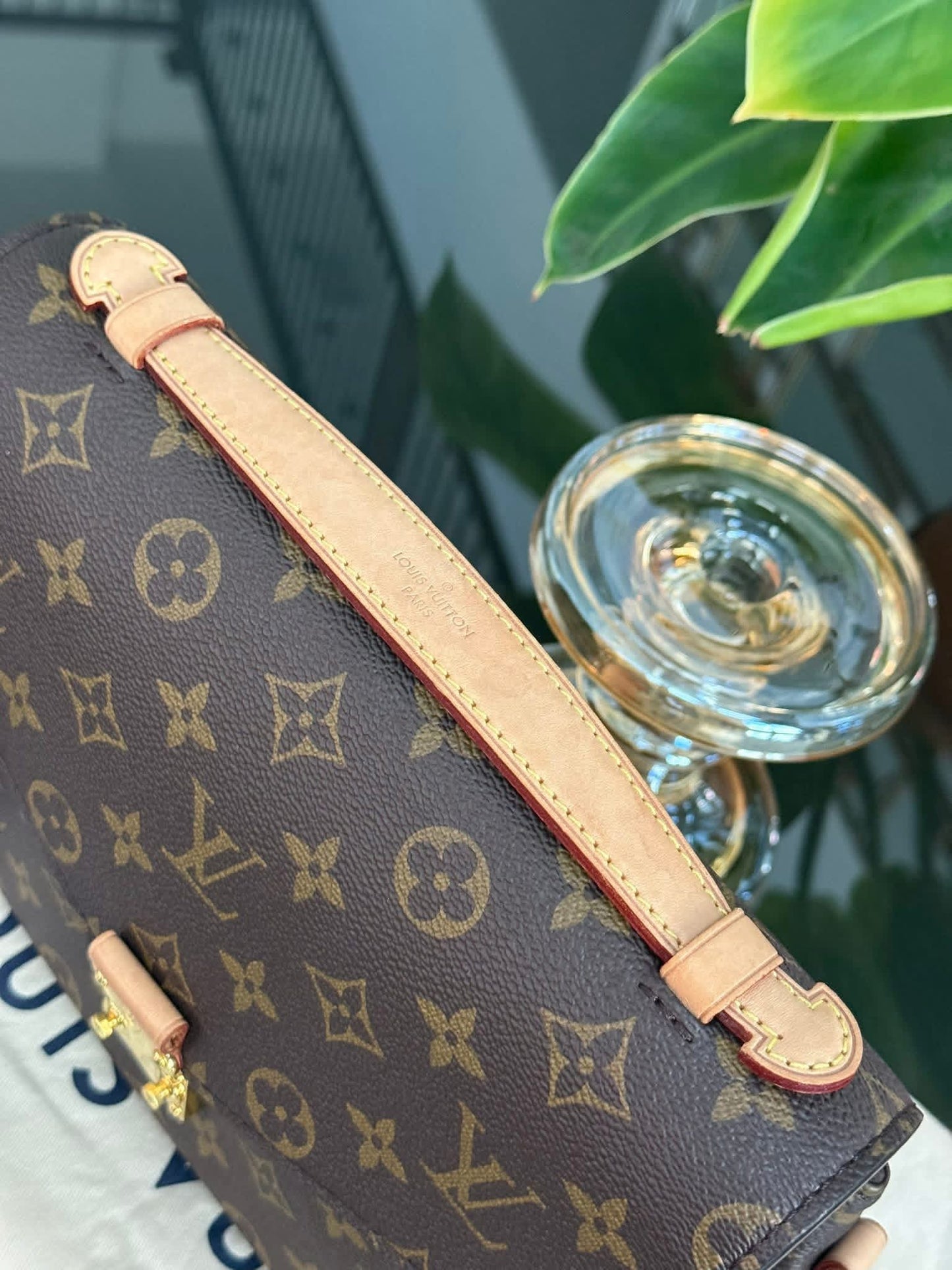 Pochette Metis in Monogram with Box, Dustbag and Paper bag 🗓️ Year 2020