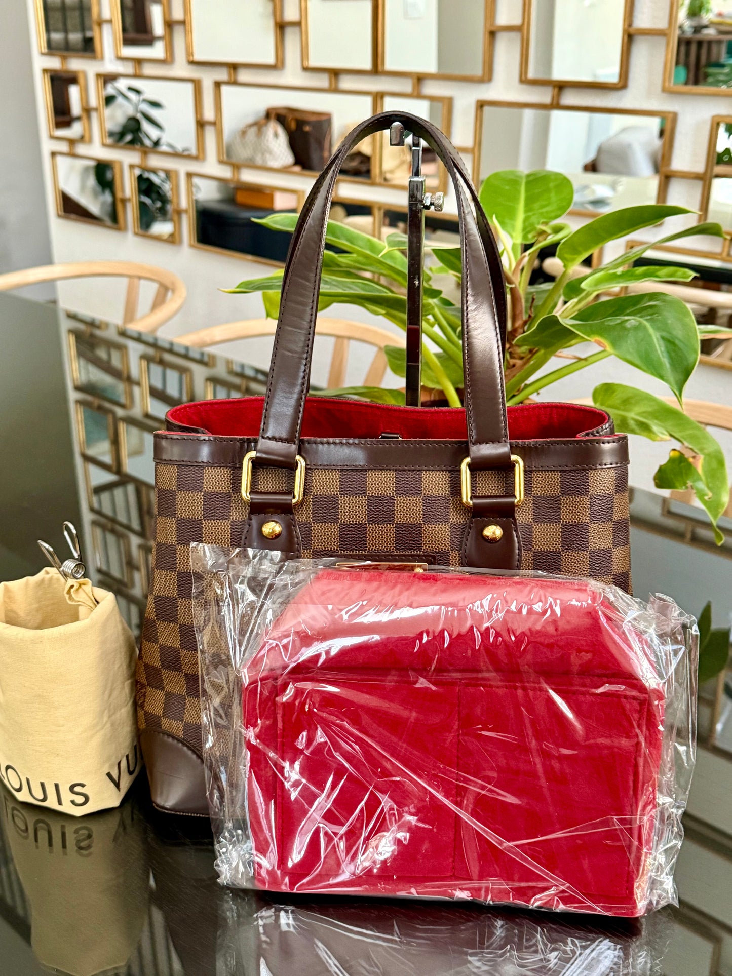 Hampstead PM in DE with Insert Organizer and Dustbag -🗓️ Year: 2010