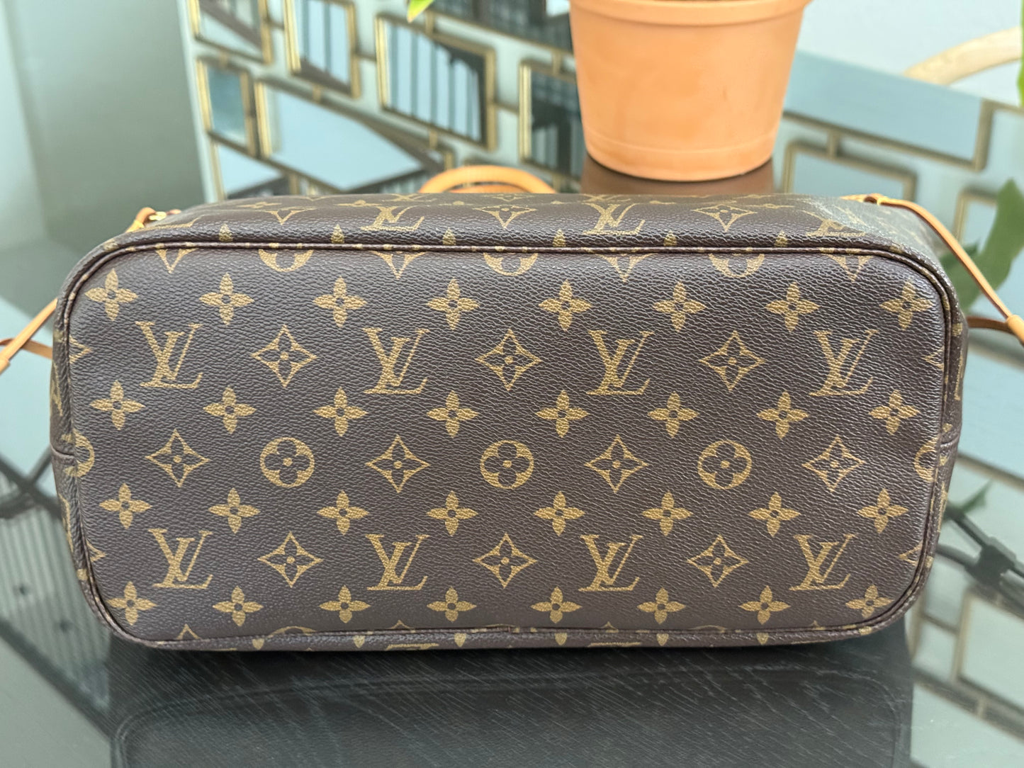 Neverfull MM in Monogram Cerise Interior with Dustbag 🗓️ Year: 2017