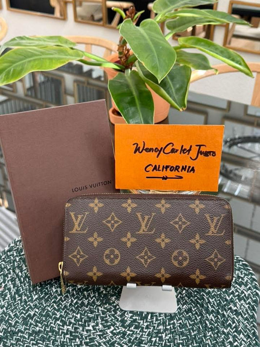 Zippy Long Wallet in Monogram with box 🗓️ Year: 2009