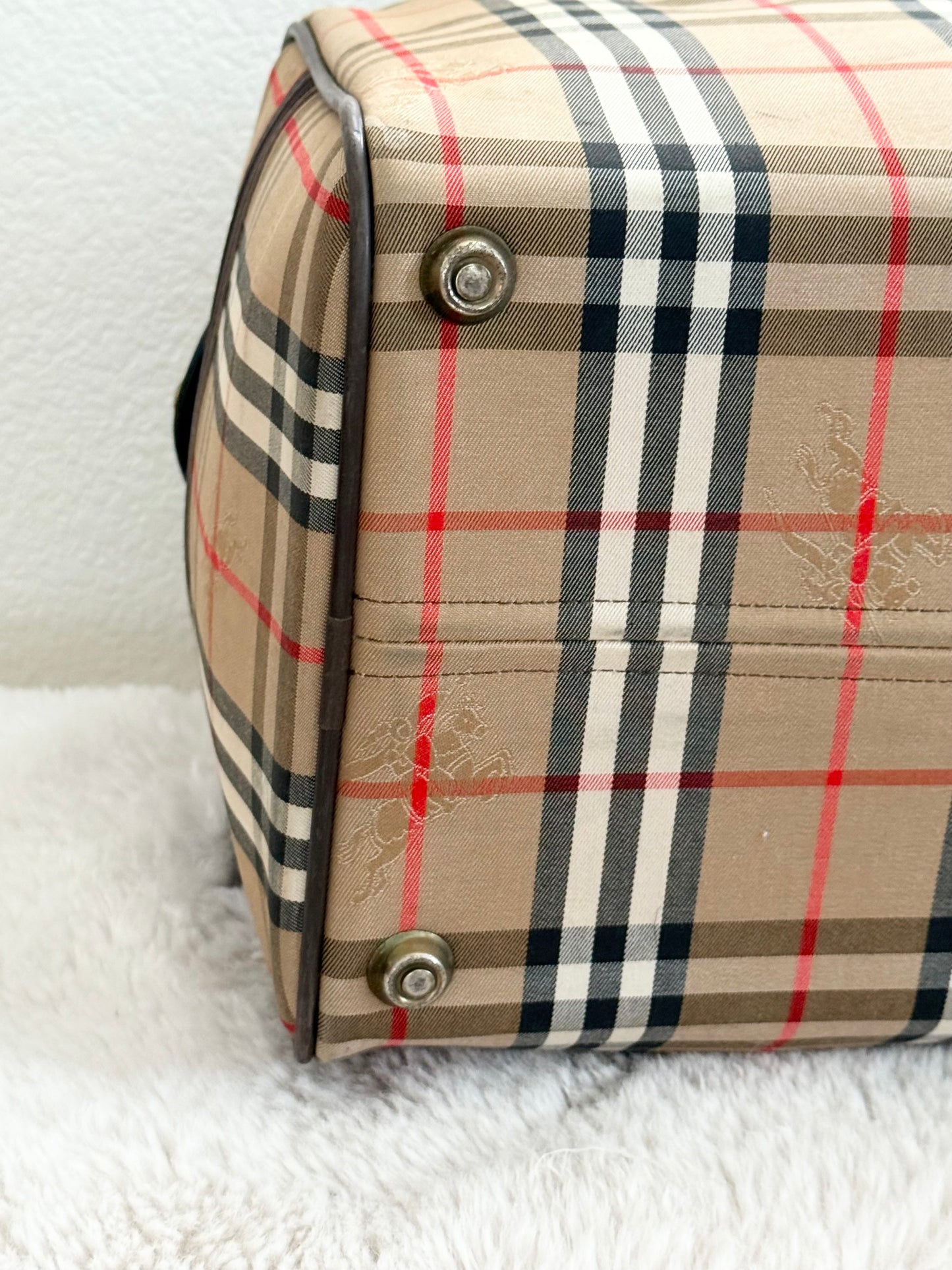 Burberry Duffle/ Travel Bag 📅