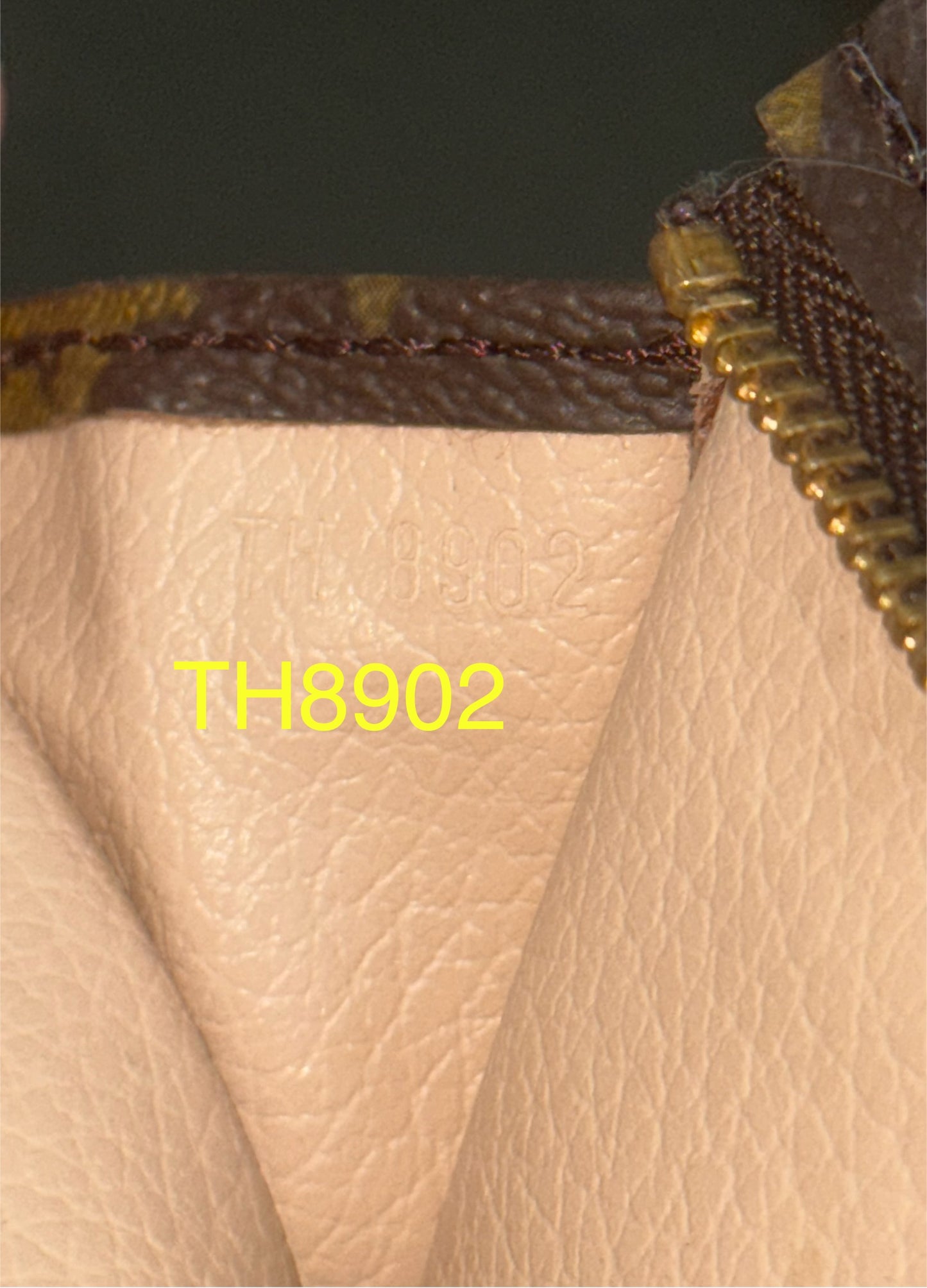 Toiletry 19 - 📅 Year 1989