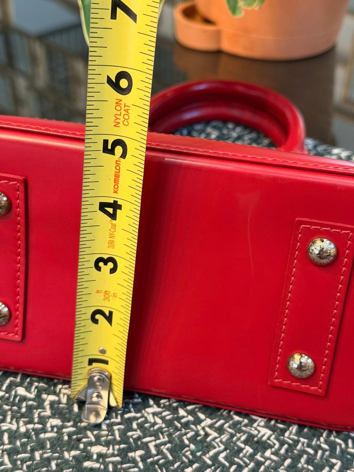 Alma BB in Epi Red with Clochette, Lock 🔐 keys, Original Strap, Dustbag and Insert Organizer 🗓️ Year: 2012