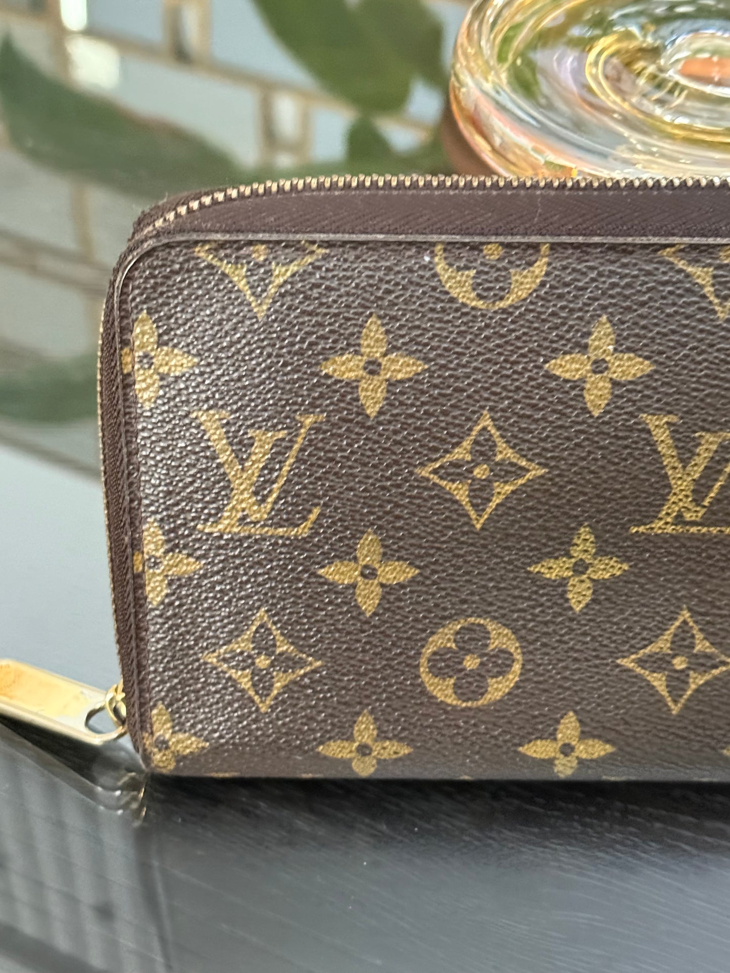 Zippy Wallet Organizer 📅 Year: 2008