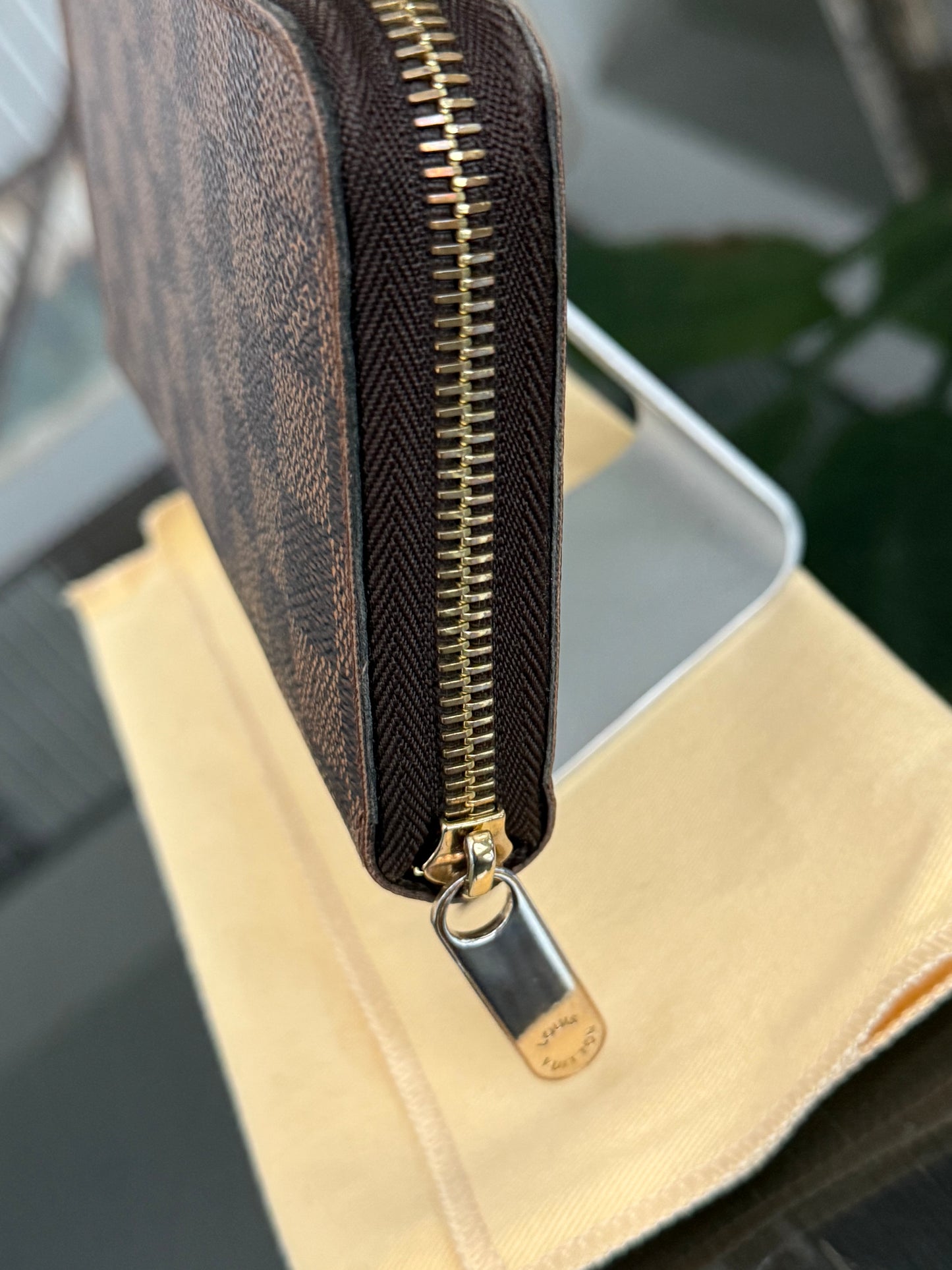 Zippy Long Wallet in DE with Dustbag and box 🗓️ Year: 2013