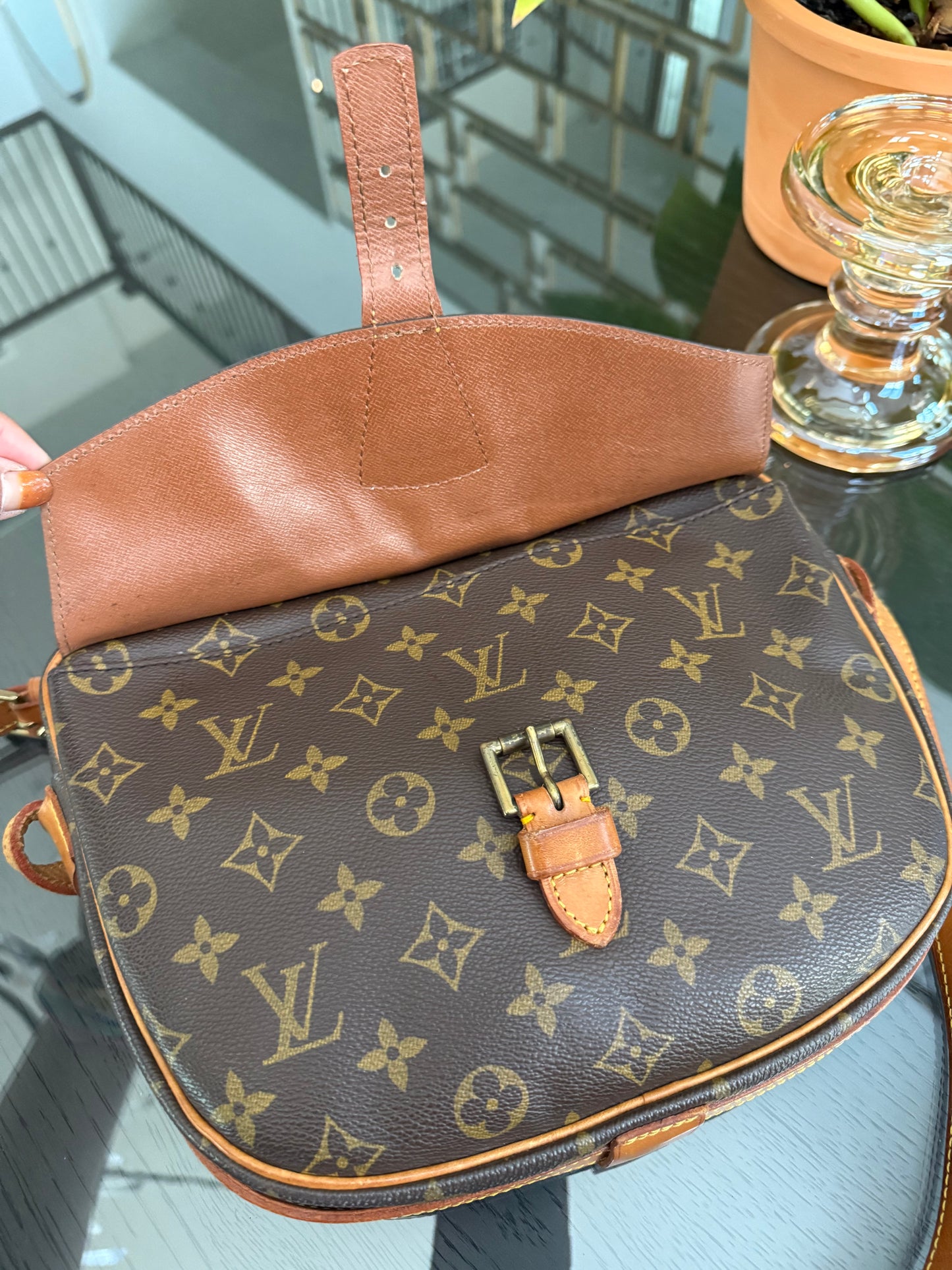 Jeaunefille GM Crossbody 🗓️ Year: 1990