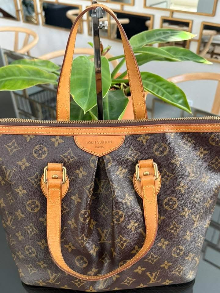 Palermo PM with Original Strap 
Dustbag 📅 Year: 2010