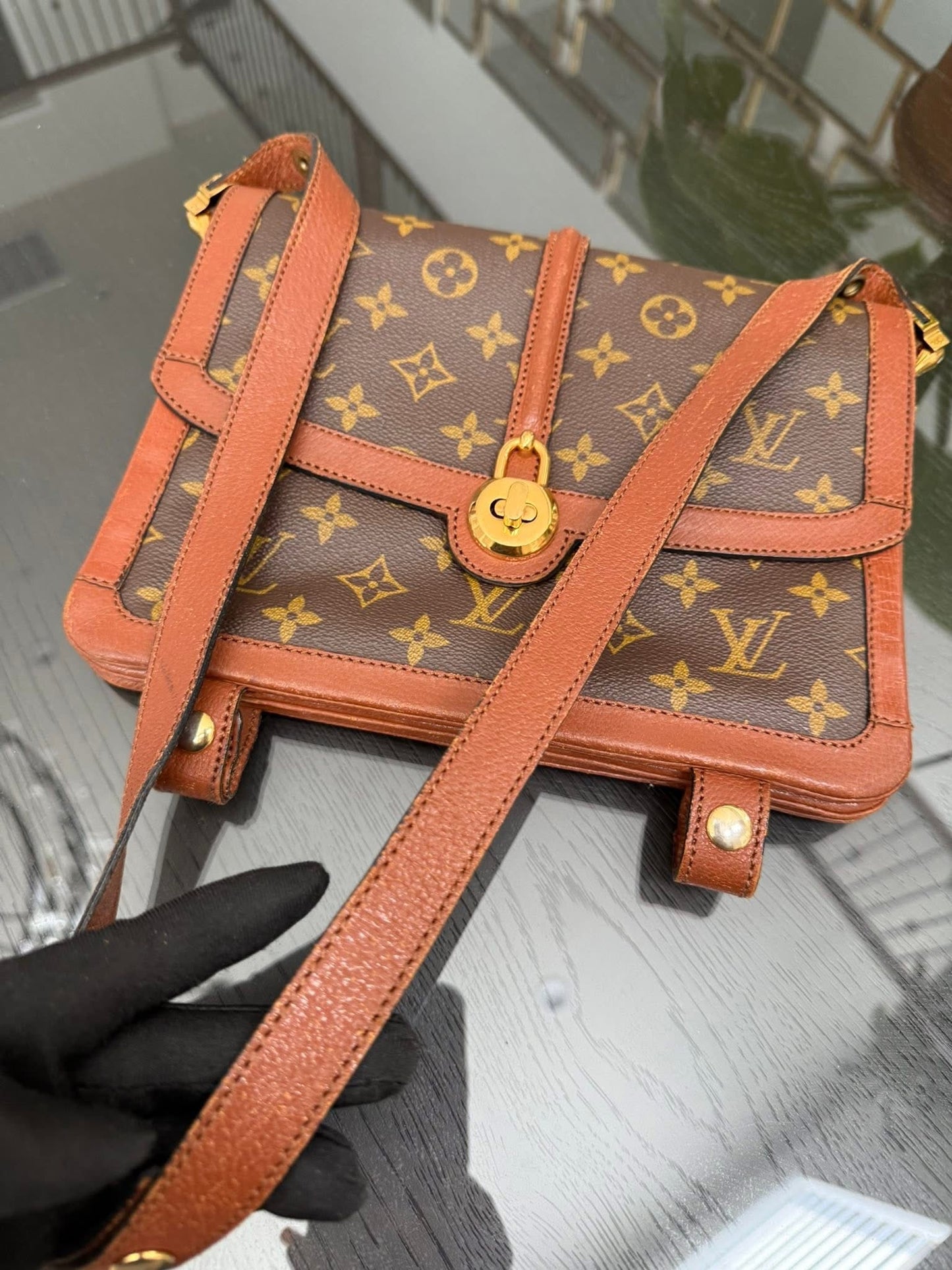 Monogram Sac Vendome 2 Way Bag -🗓️ Pre Date Code