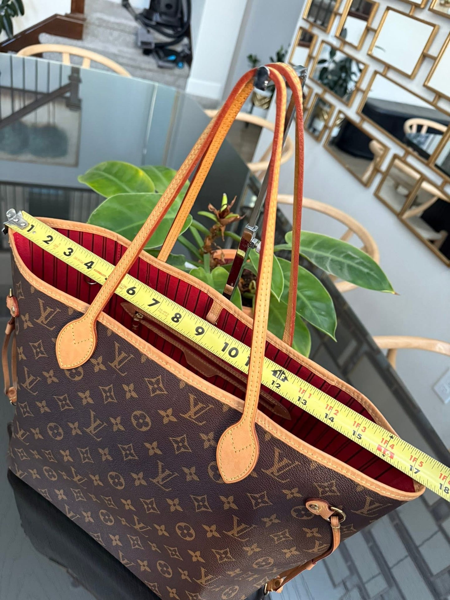 Neverfull MM Monogram in Cerise interior with Dustbag and Insert Organizer 🌺 📅 Year: 2018