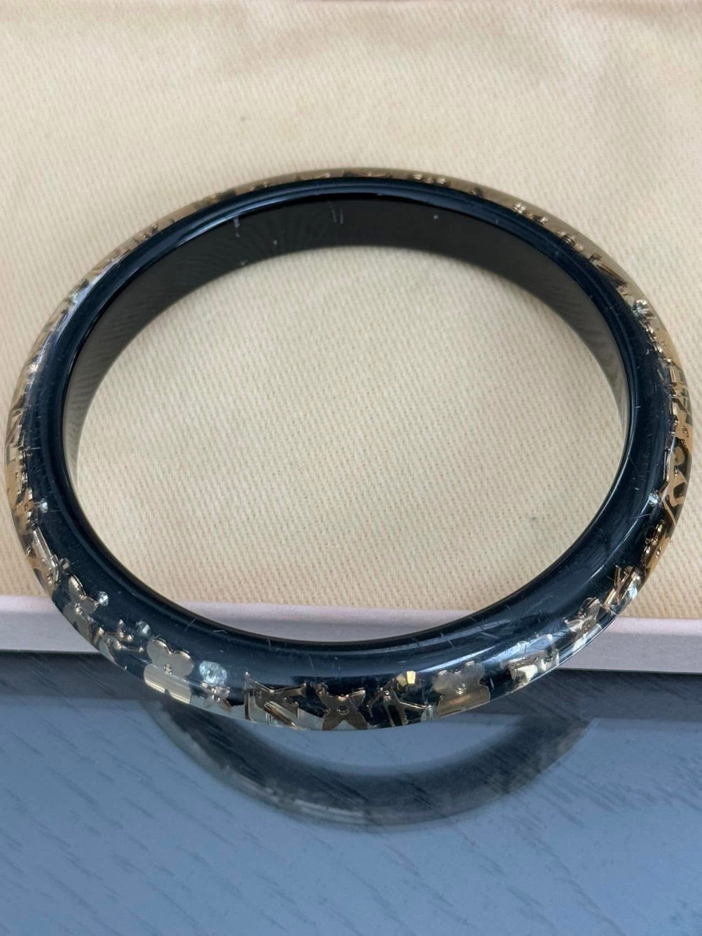 Inclusion Bangle Bracelet with Dustbag and Box -Year 2011