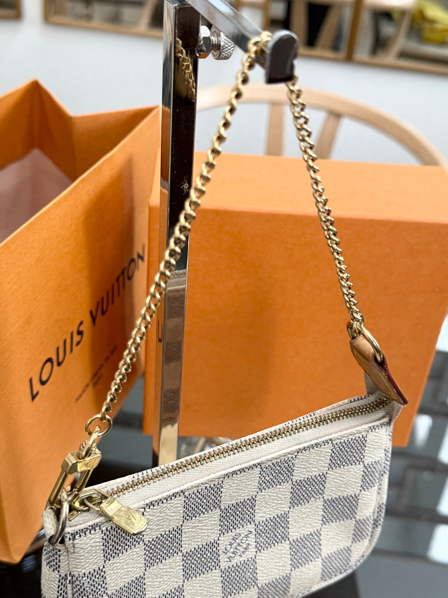 Mini Pochette Accessories in Azur - 📅 Year: 2010