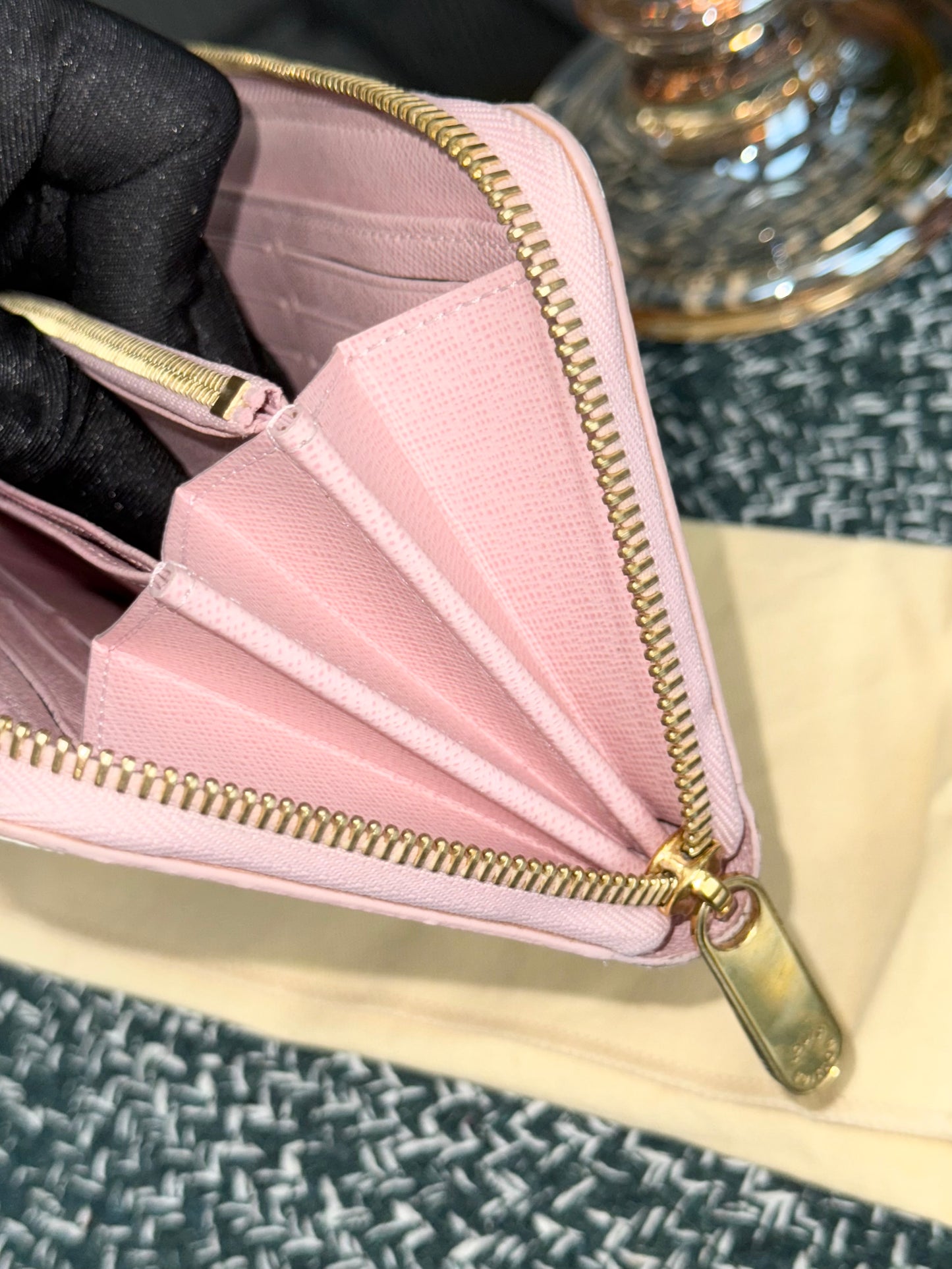 Zippy Long Wallet Azur in Rose Ballerine with Dustbag 🗓️ Year: 2018