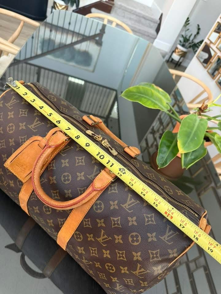 Keepall 45 Bandoulier with Original Strap , Luggage Tag and Poignet 📅 Year: 1989