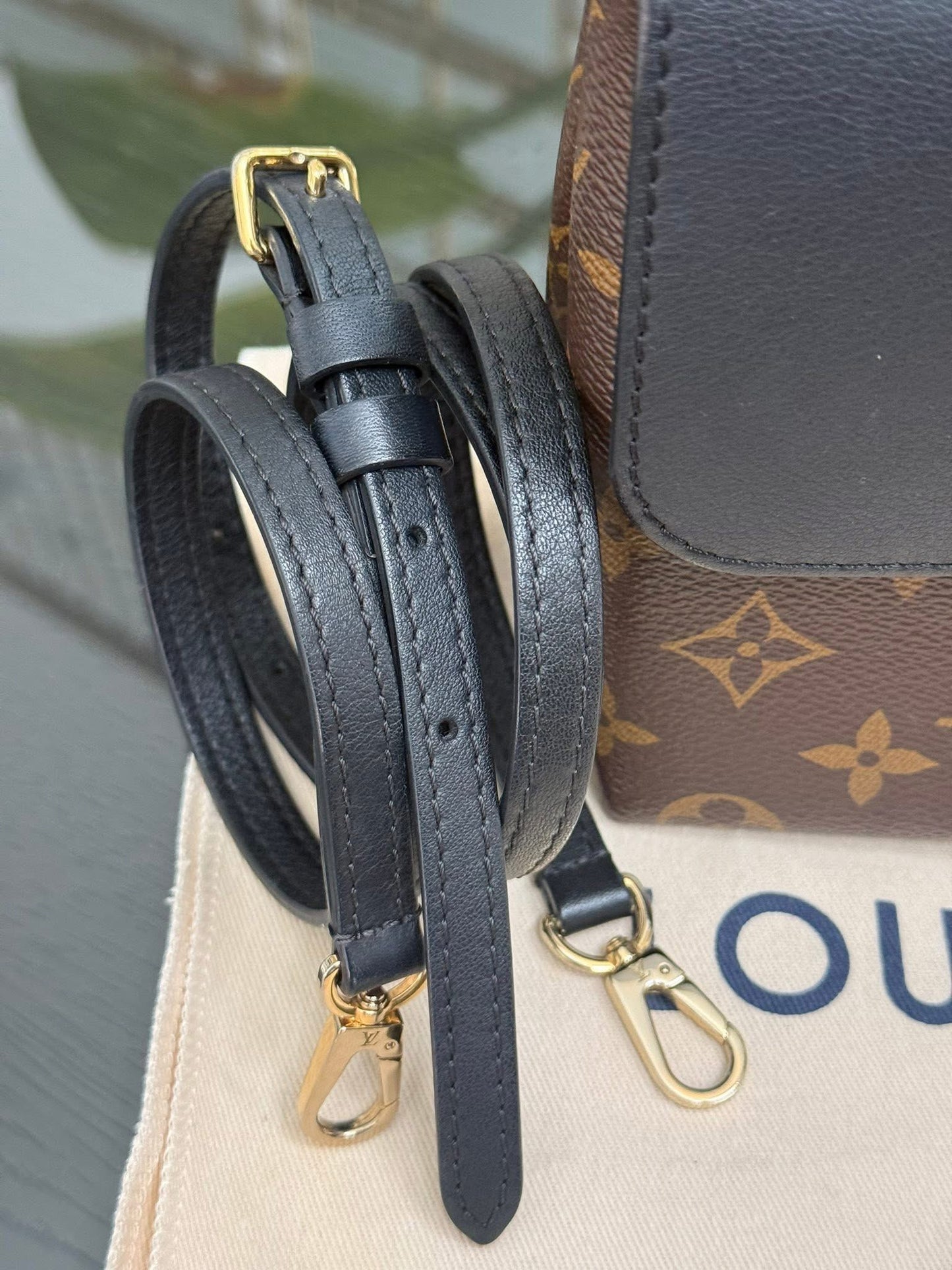 Locky BB Monogram Noir with Original Strap, Dustbag, Box and Paper bag - 📅 Year: 2010