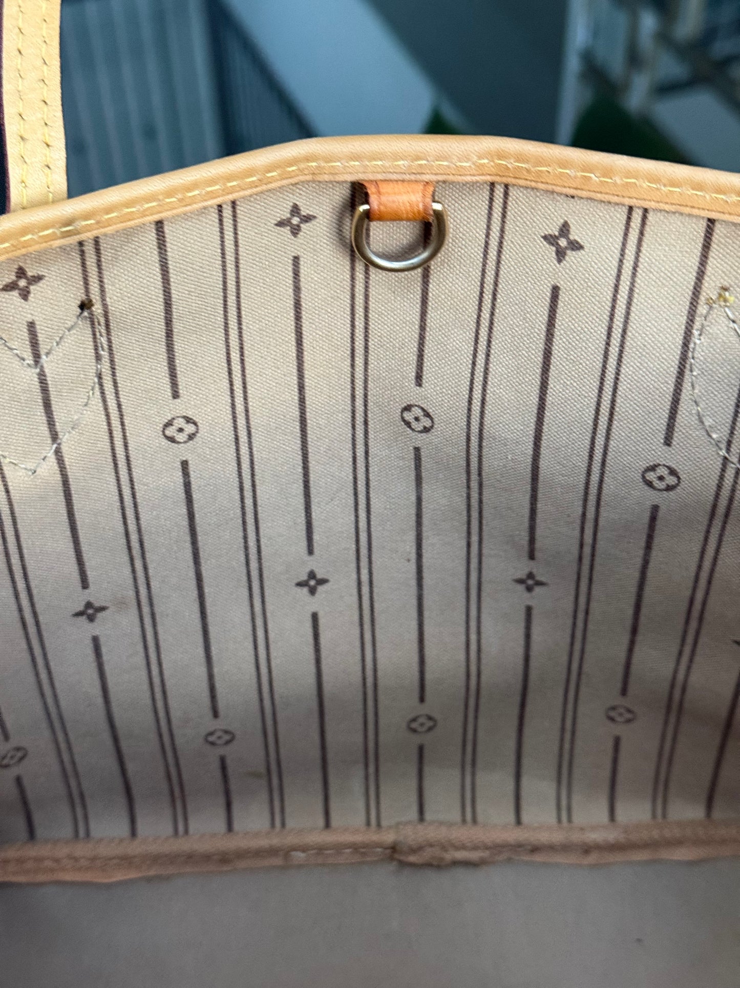Neverfull PM with Dustbag -🗓️ Year: 2009