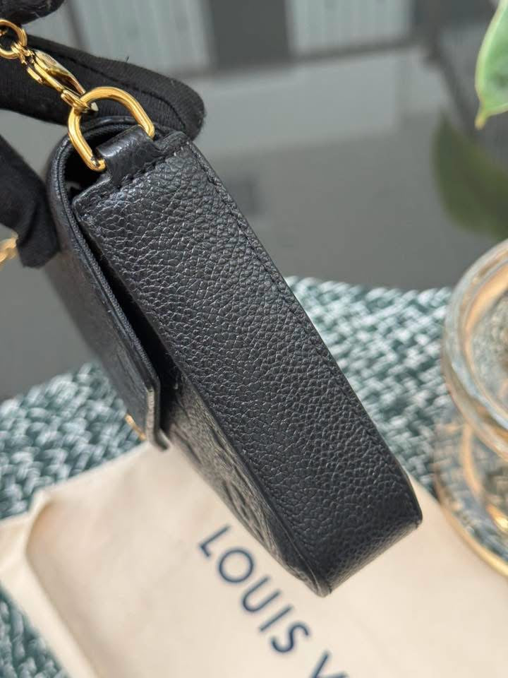 Felicie Empreinte Noir with Zippy and Card Inserts comes with Original Strap, Dustbag, Box and Paper bag 🗓️ Year: 2017