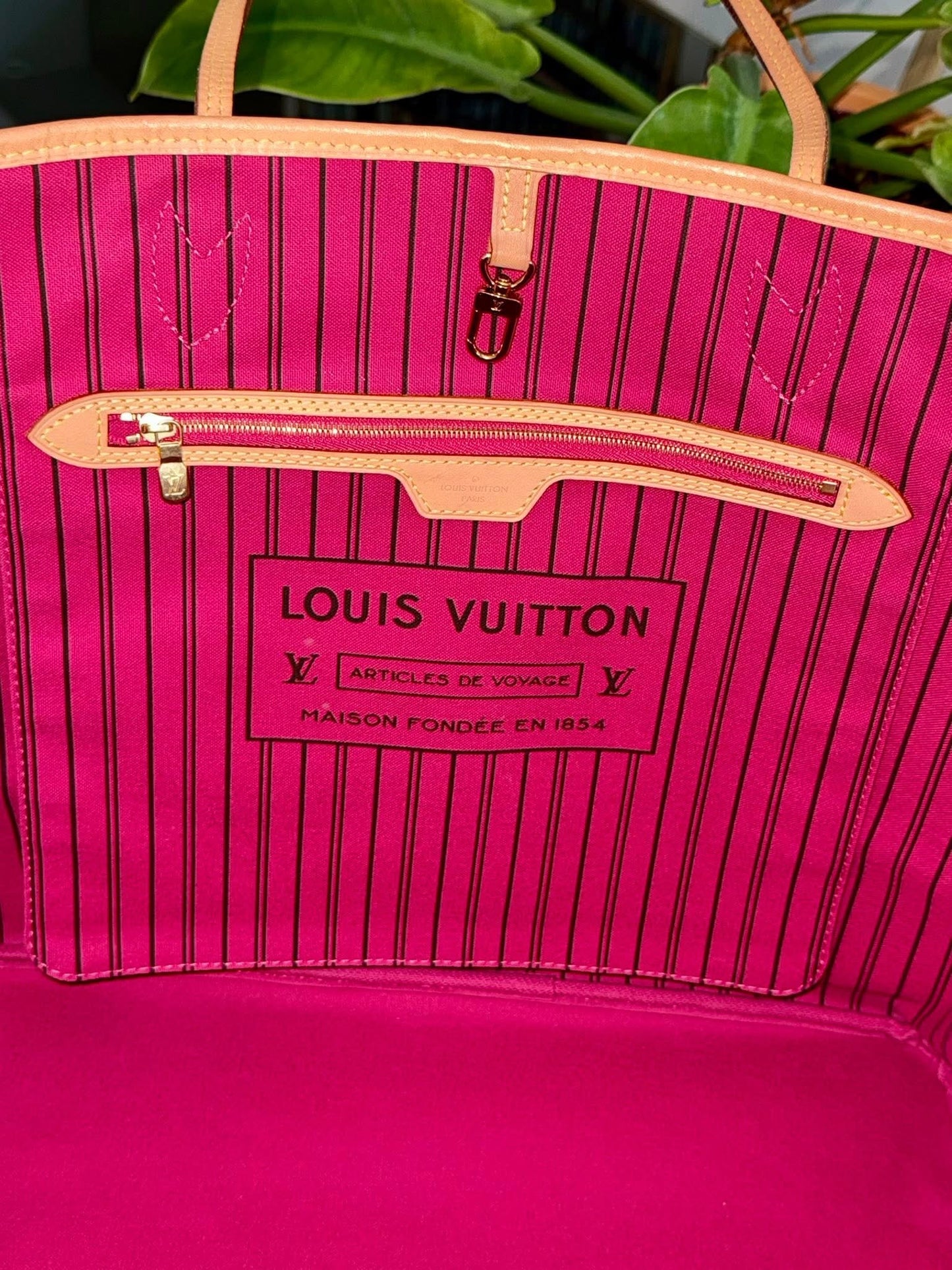 Neverfull GM Monogram in Peony with Dustbag -🗓️ Year 2020