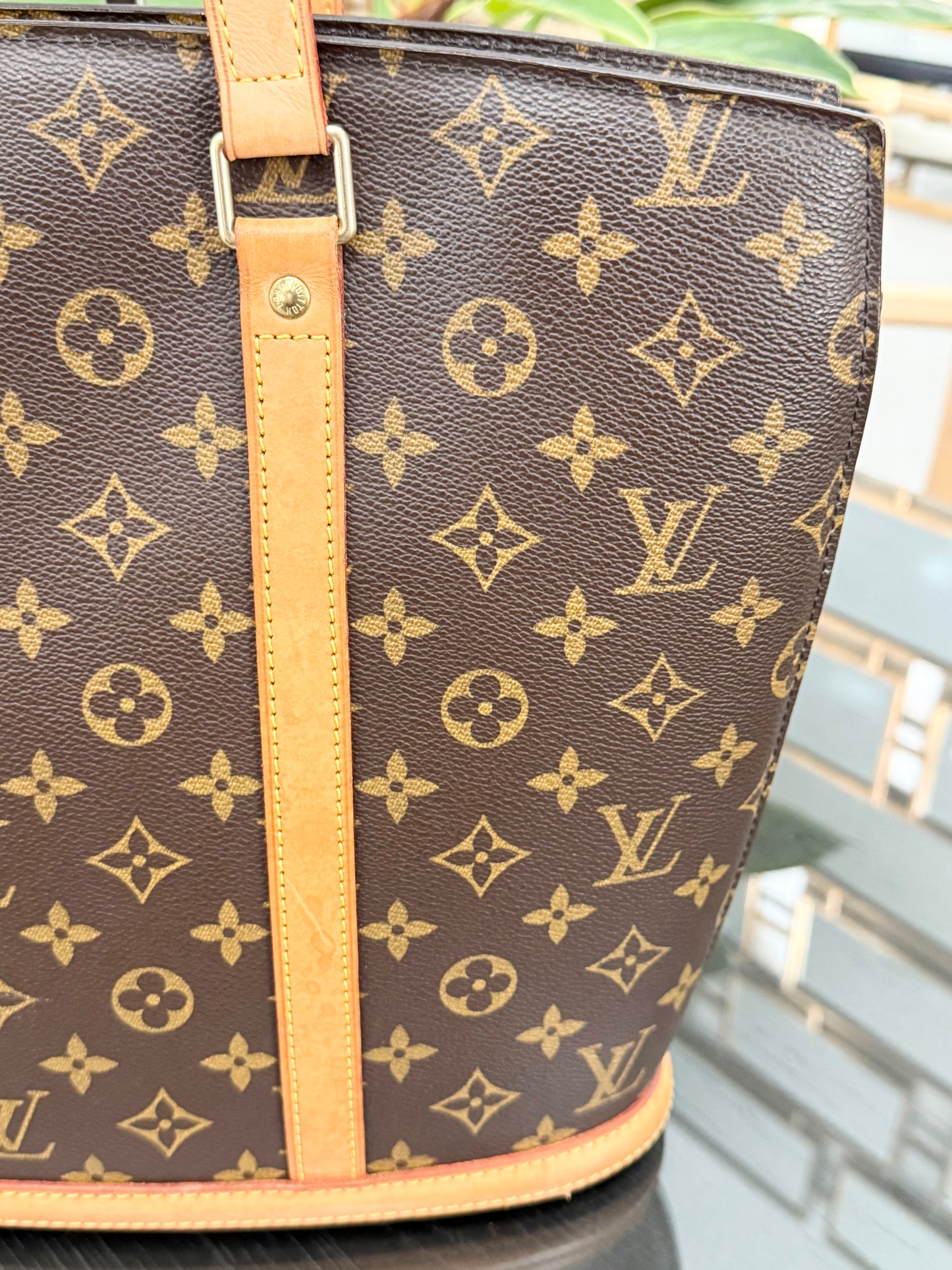 Babylone -🗓️ Year: 2004