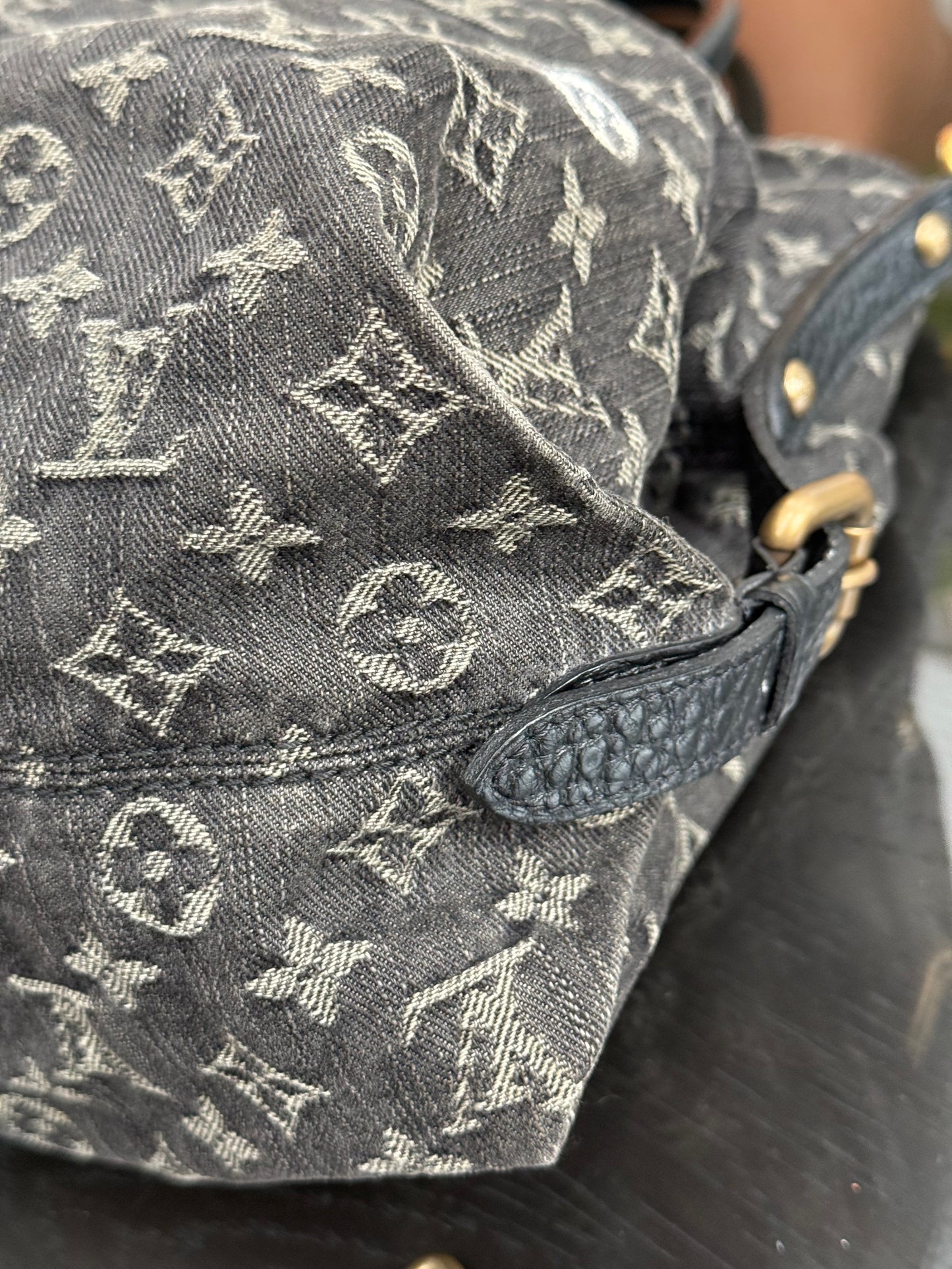 Neo Cabby GM Denim Black with Dustbag 🗓️