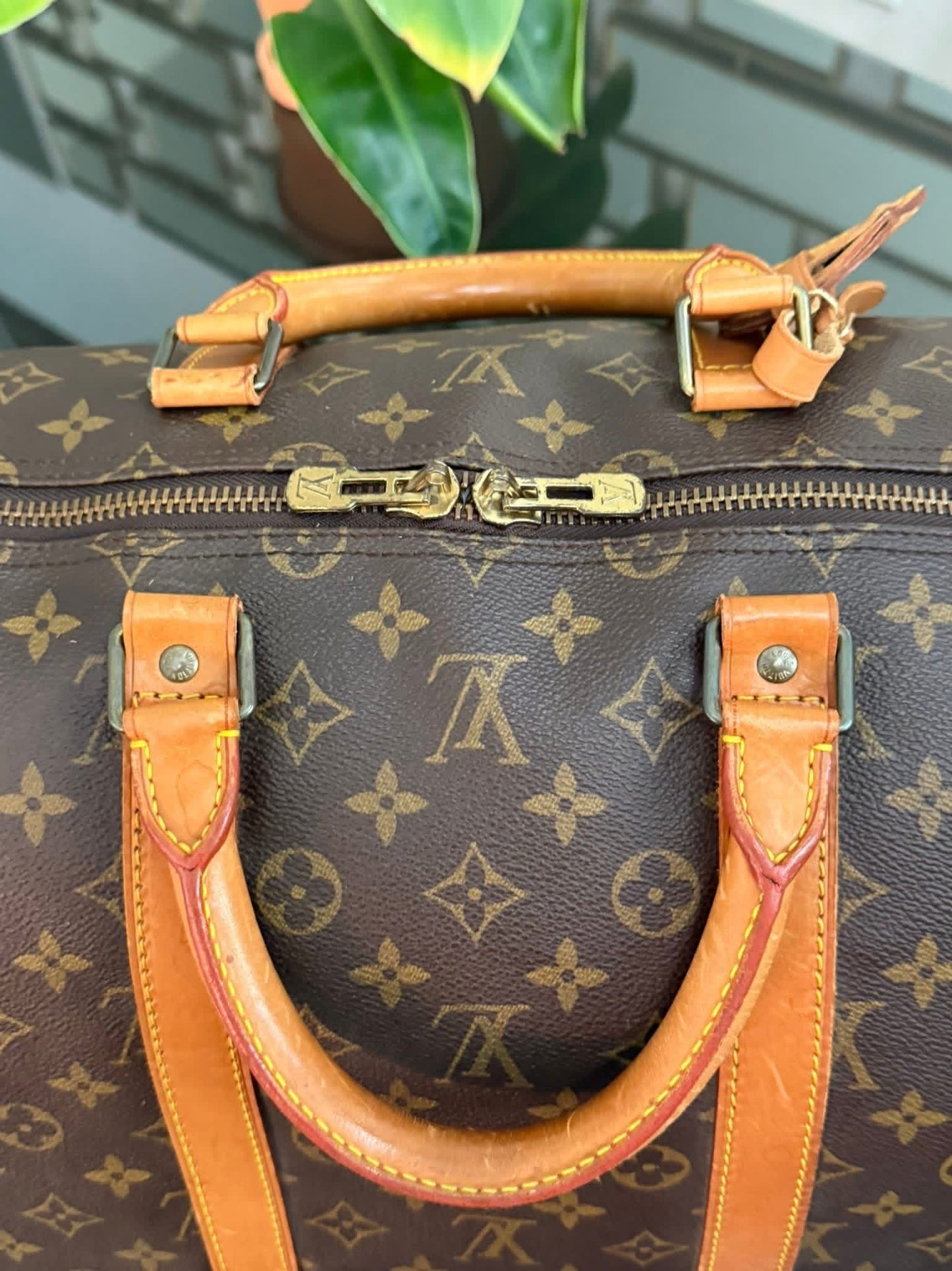 Keepall 55 Bandoulier with Original Strap, Luggage tag and Poignet 🗓️ Year: 1988