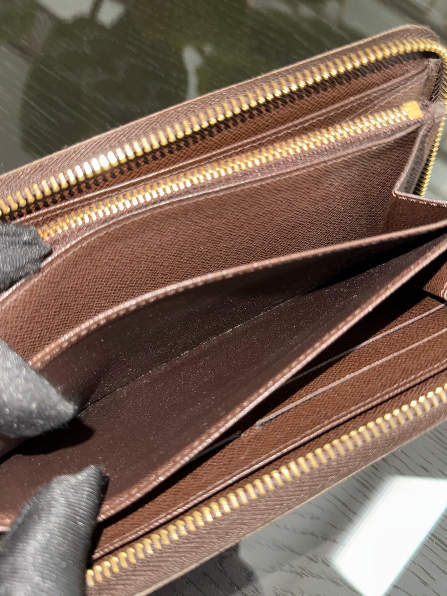 Zippy Long Wallet in DE with Dustbag and box 🗓️ Year: 2013