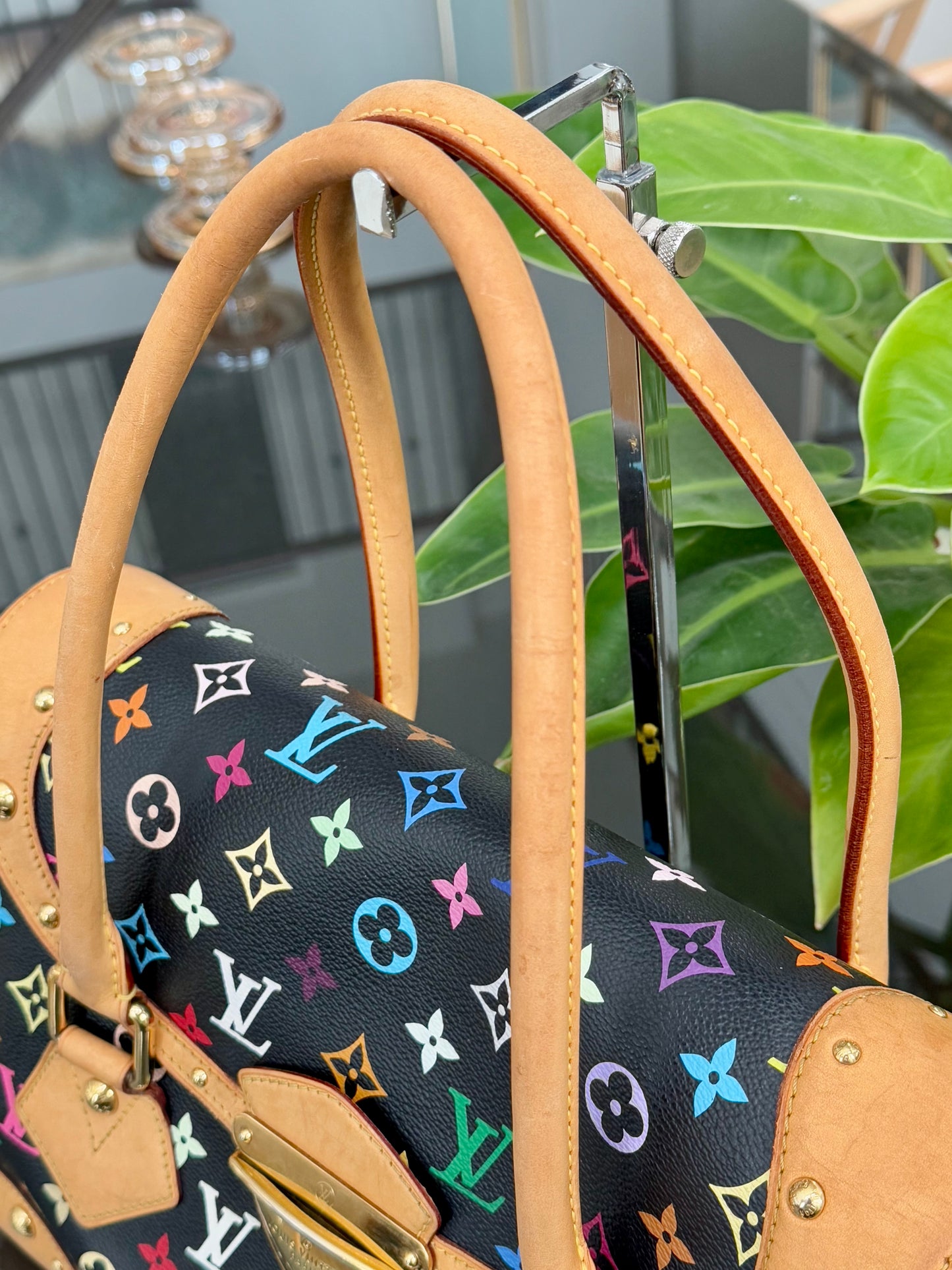 Multicolor Beverly GM with Dustbag 📅 Year: 2000